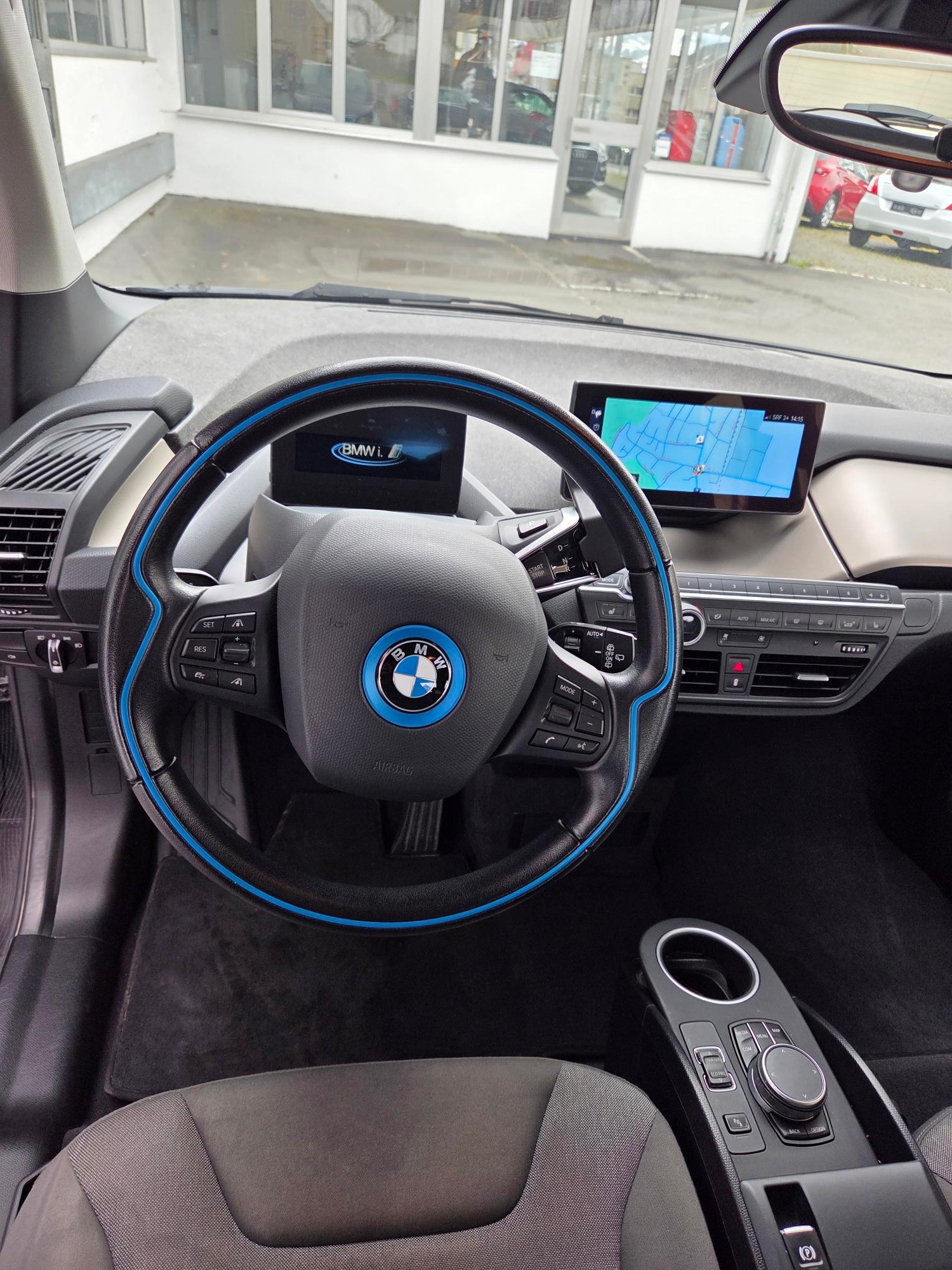 BMW i3 (94Ah)-image-6