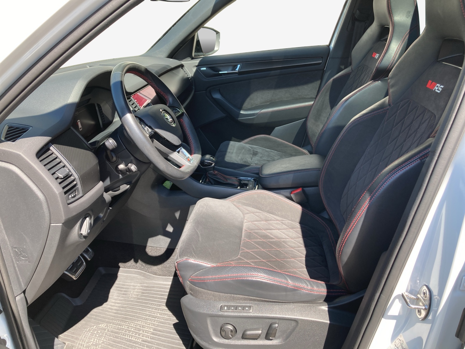 SKODA Kodiaq 2.0 Bi-TDI SCR RS 4x4 DSG-image-7