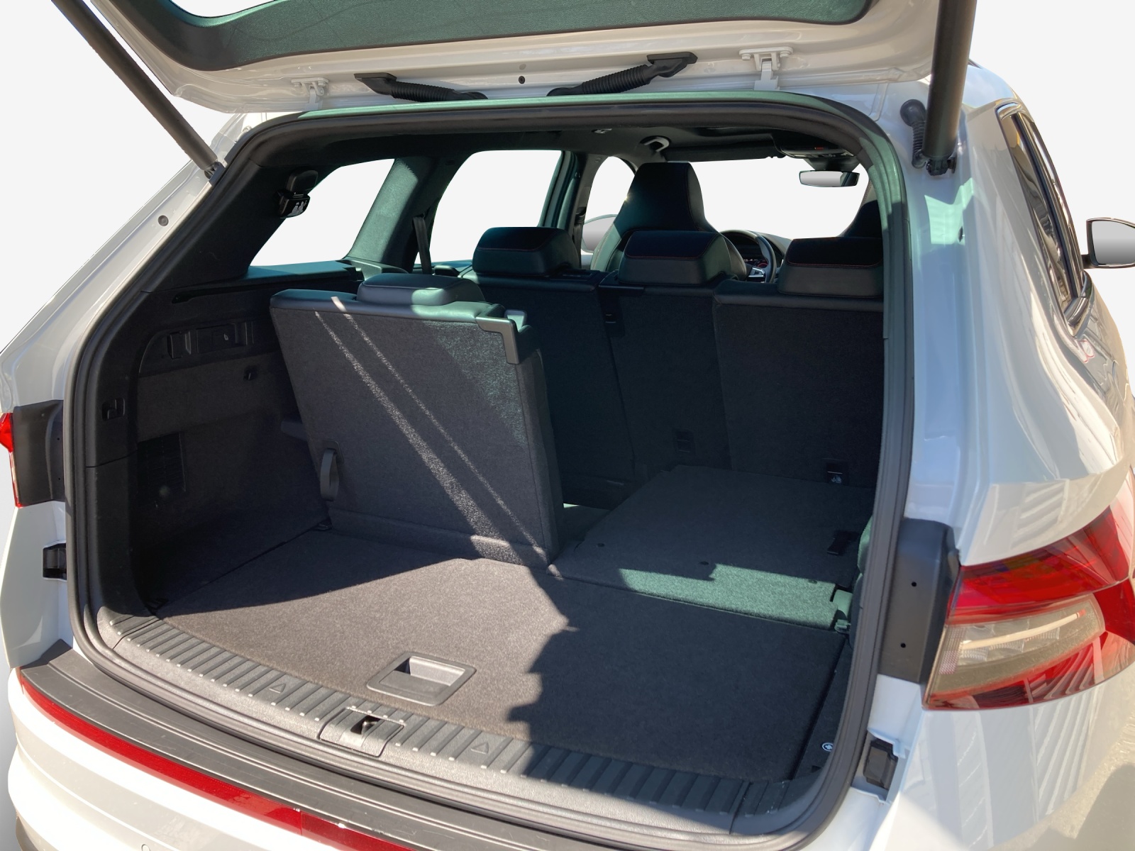 SKODA Kodiaq 2.0 Bi-TDI SCR RS 4x4 DSG-image-13
