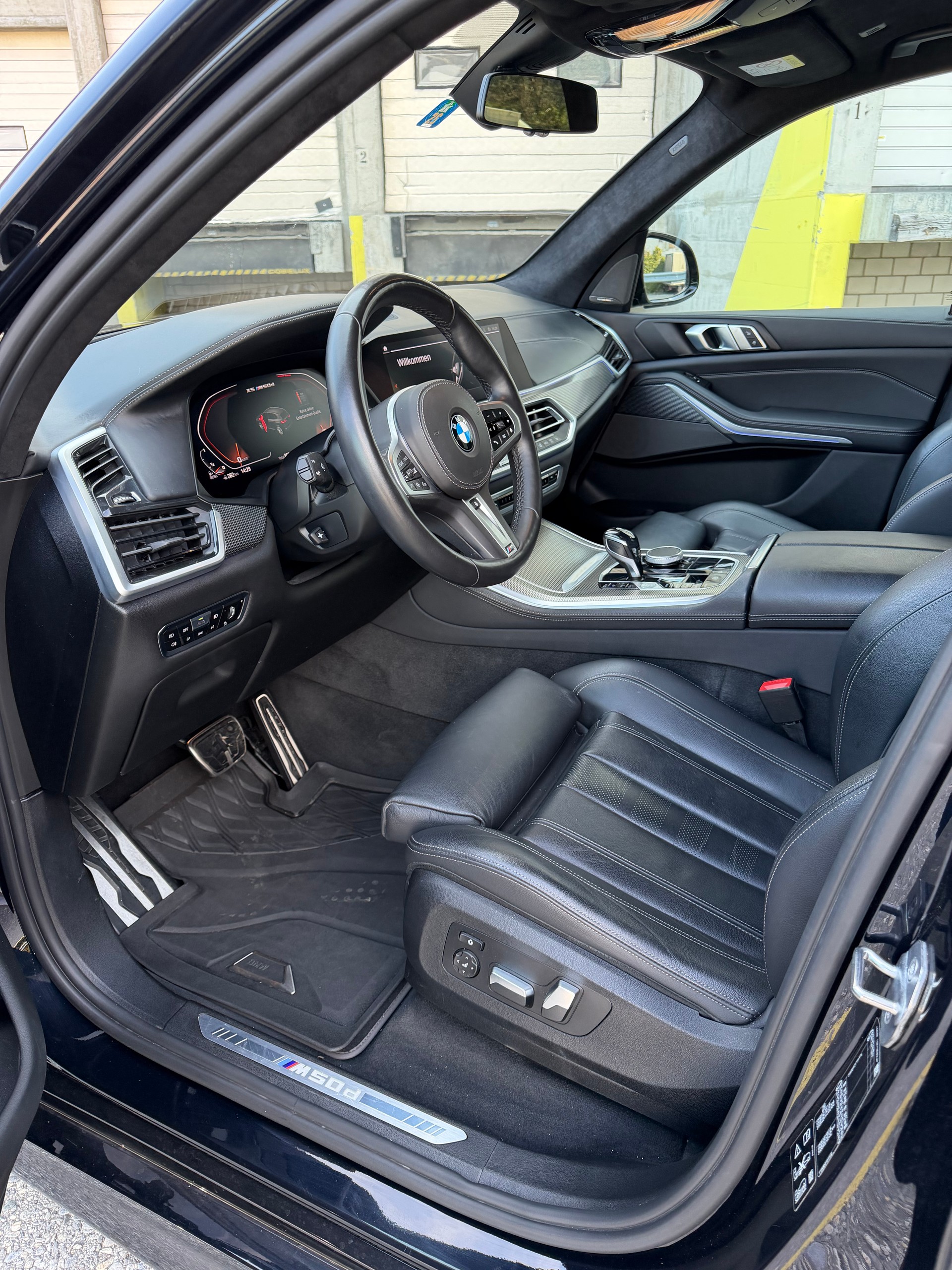 BMW X5 xDrive M50d Steptronic-image-10