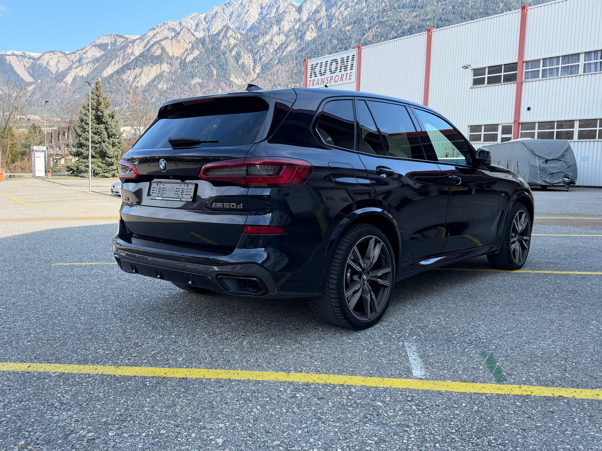 BMW X5 xDrive M50d Steptronic-image-4