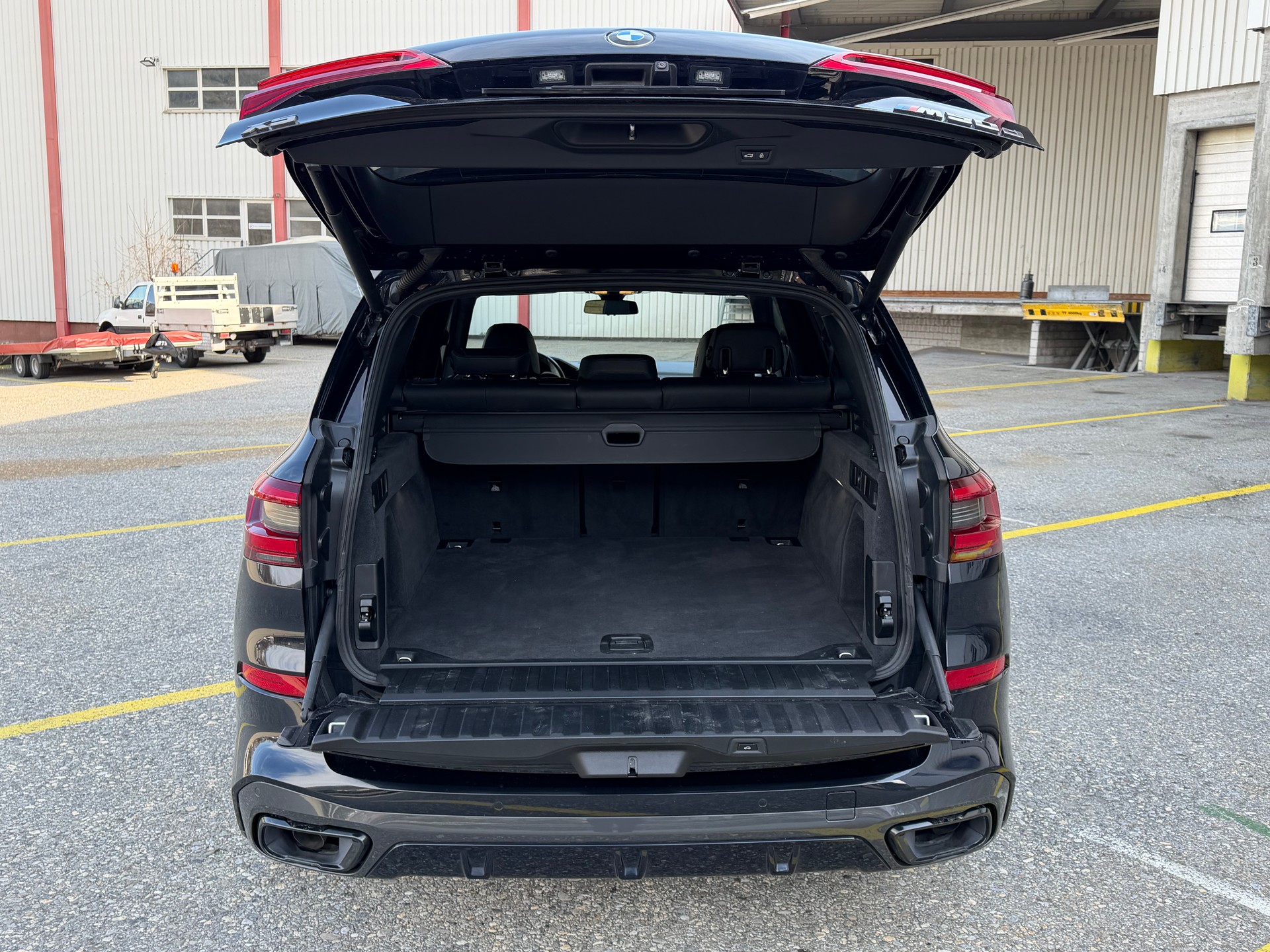 BMW X5 xDrive M50d Steptronic-image-15