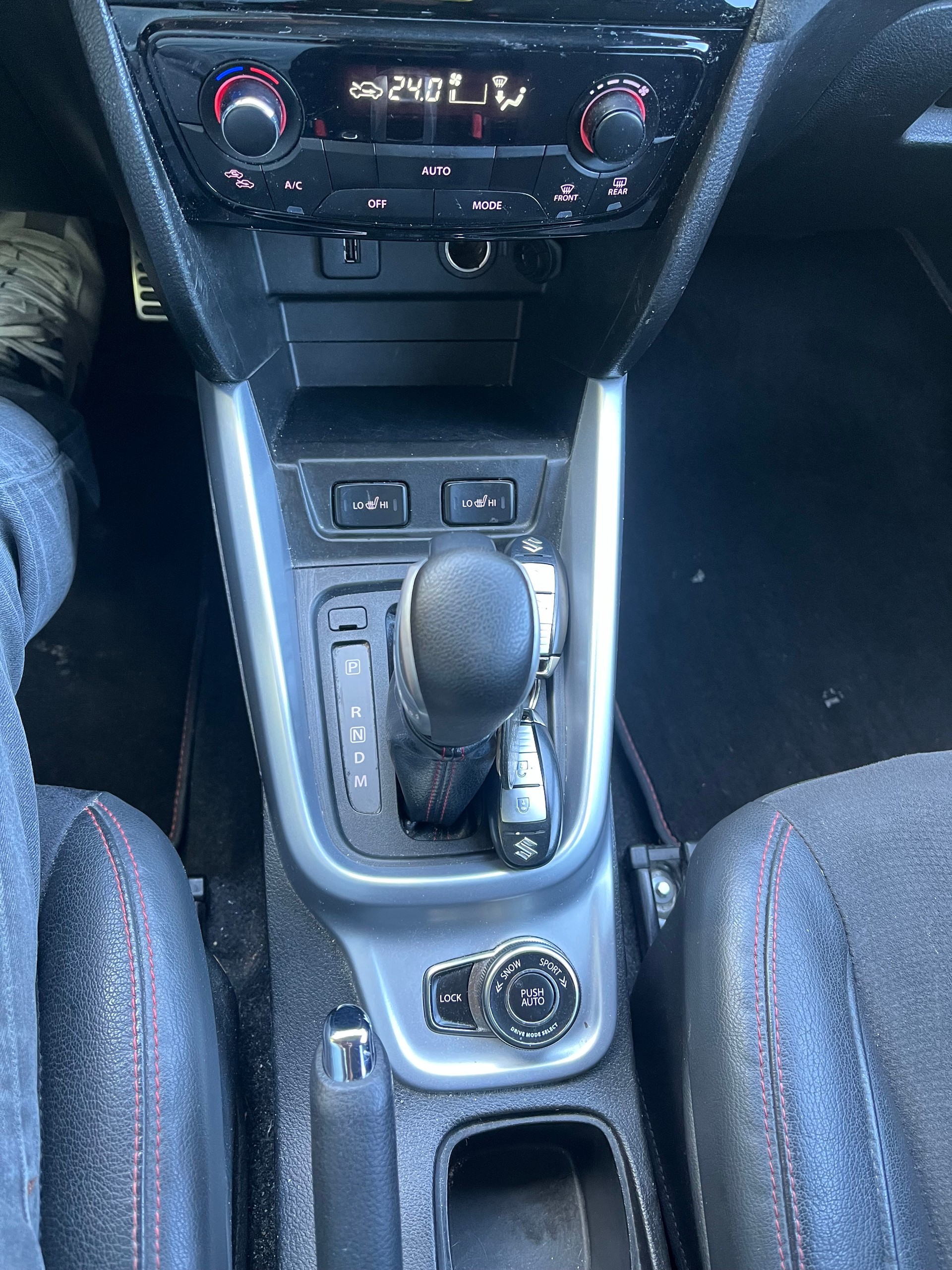 SUZUKI Vitara 1.4 Boosterjet Sergio Cellano Top Automatic-image-10