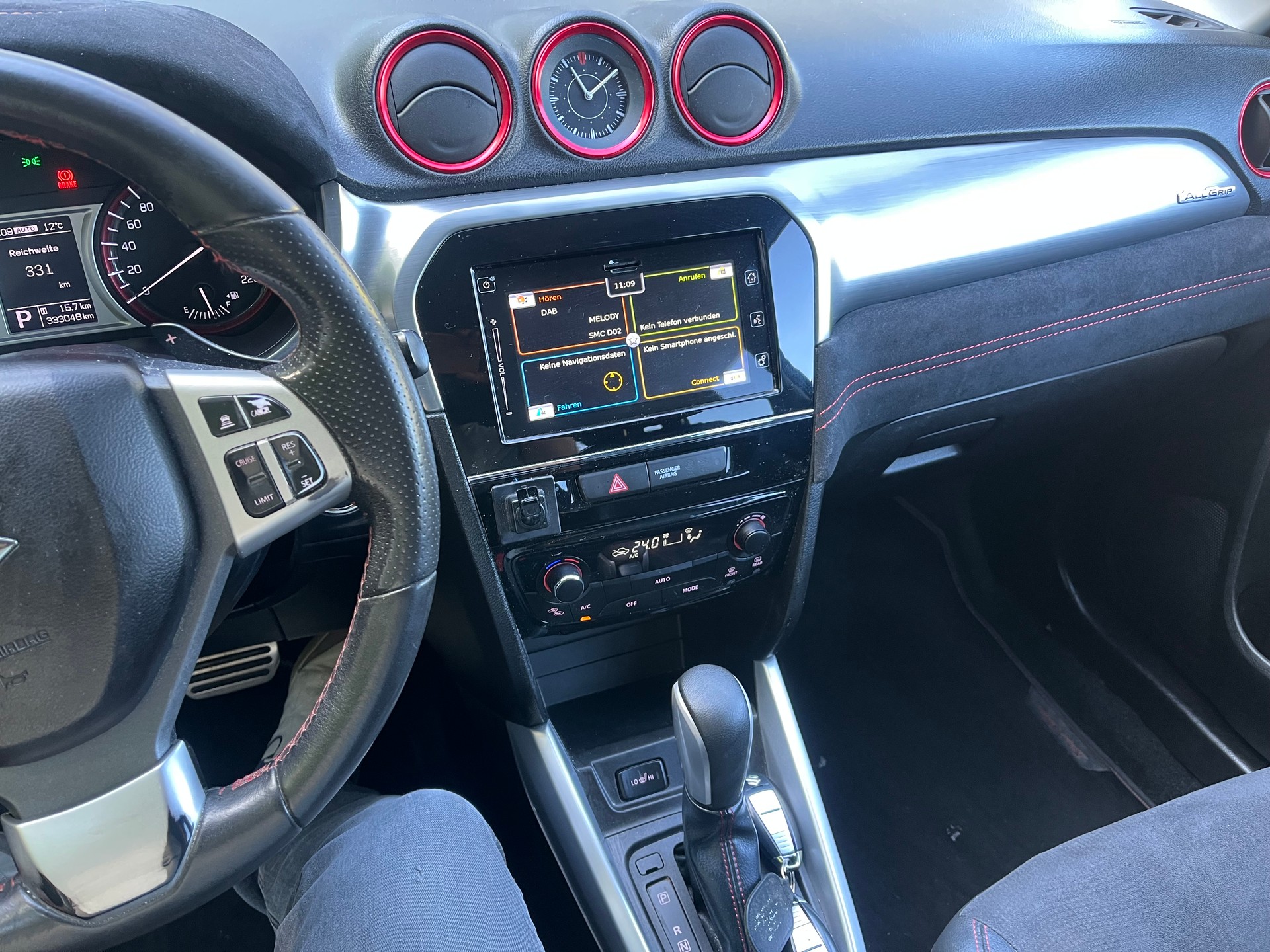 SUZUKI Vitara 1.4 Boosterjet Sergio Cellano Top Automatic-image-8