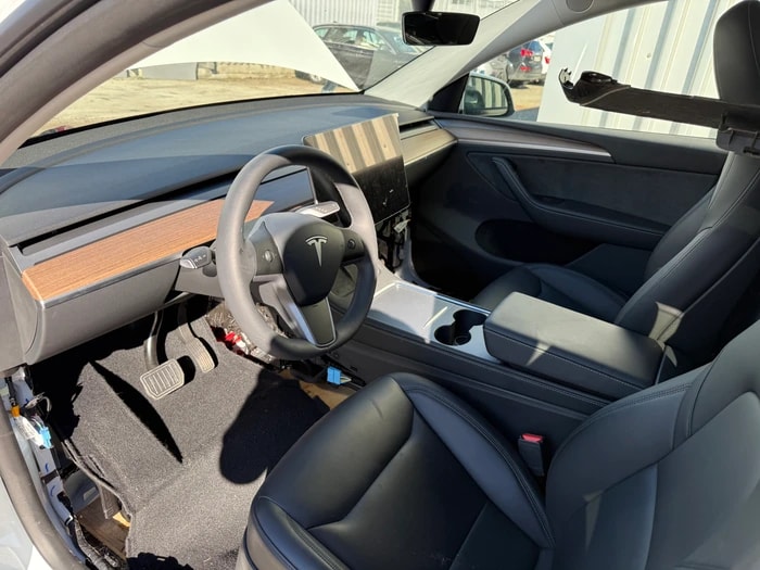 TESLA Model Y Long Range RWD-image-7