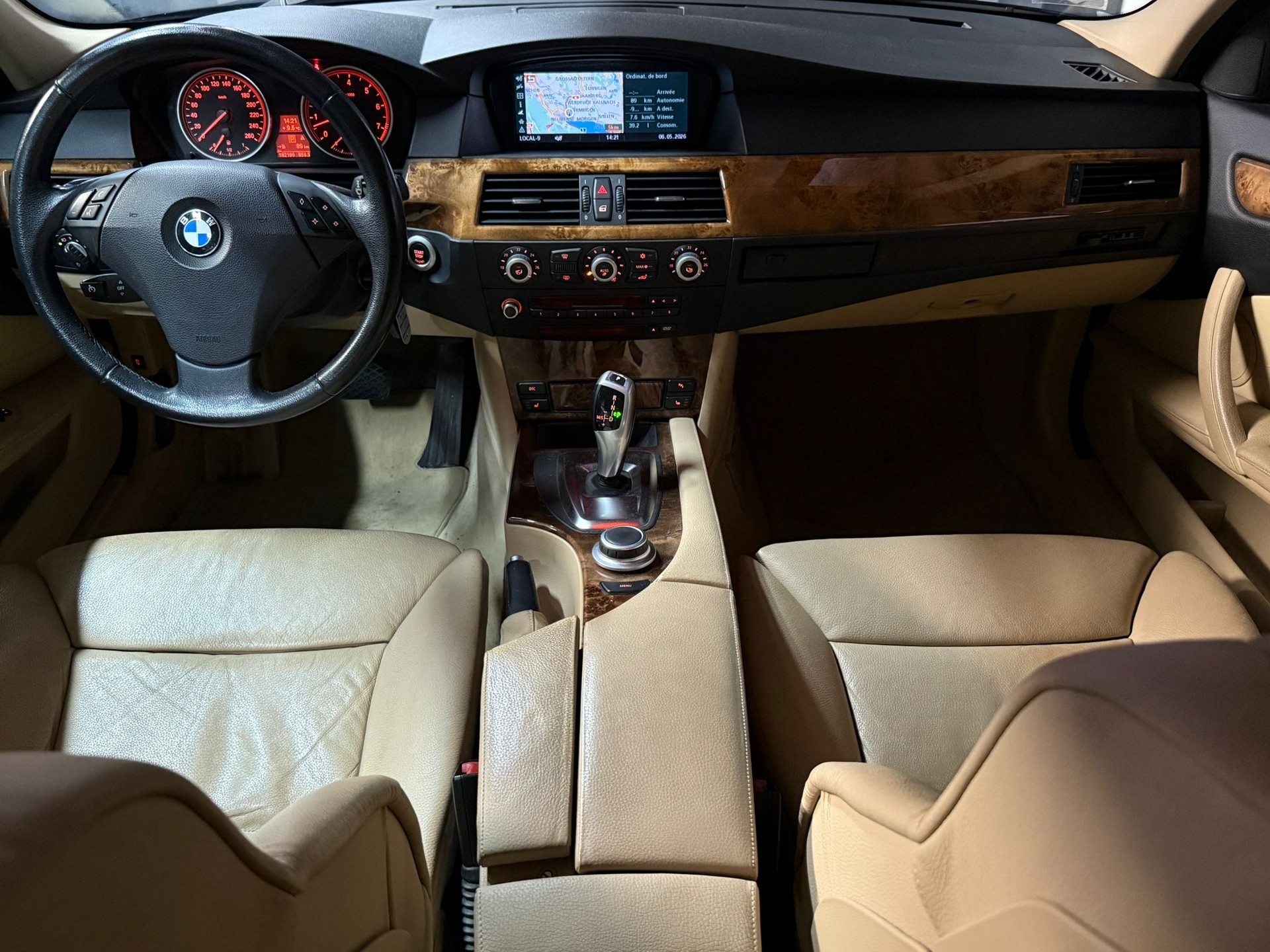 BMW 530xi Steptronic-image-9