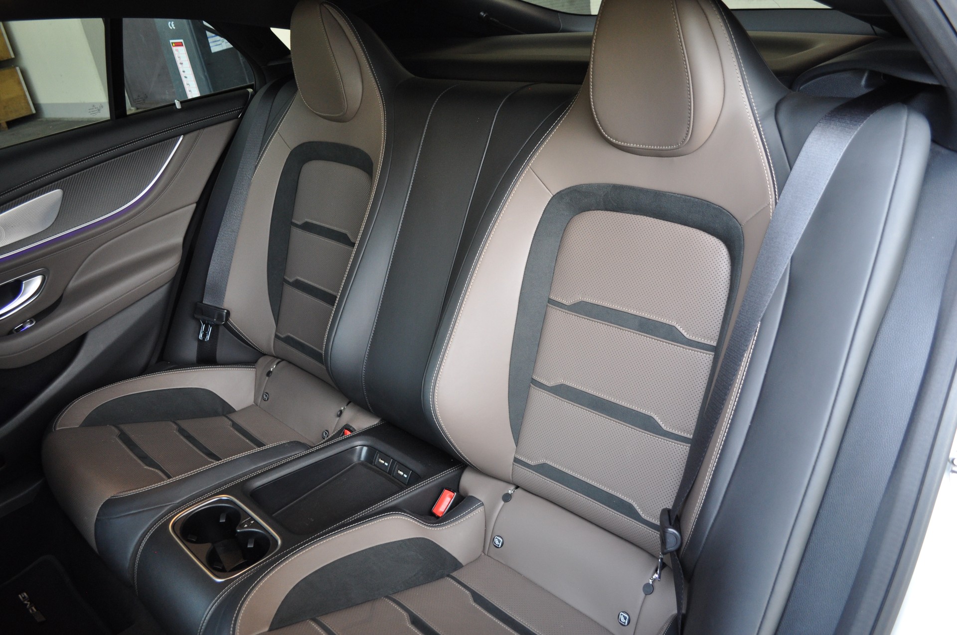 MERCEDES-BENZ AMG GT 4 53 4Matic+ Speedshift TCT-image-11
