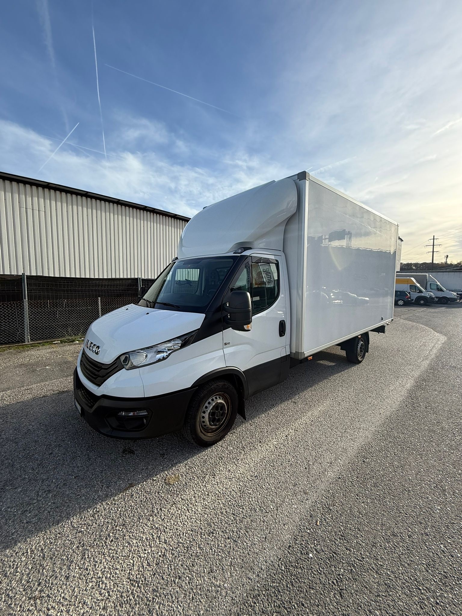 IVECO 35 S 18H-image-1