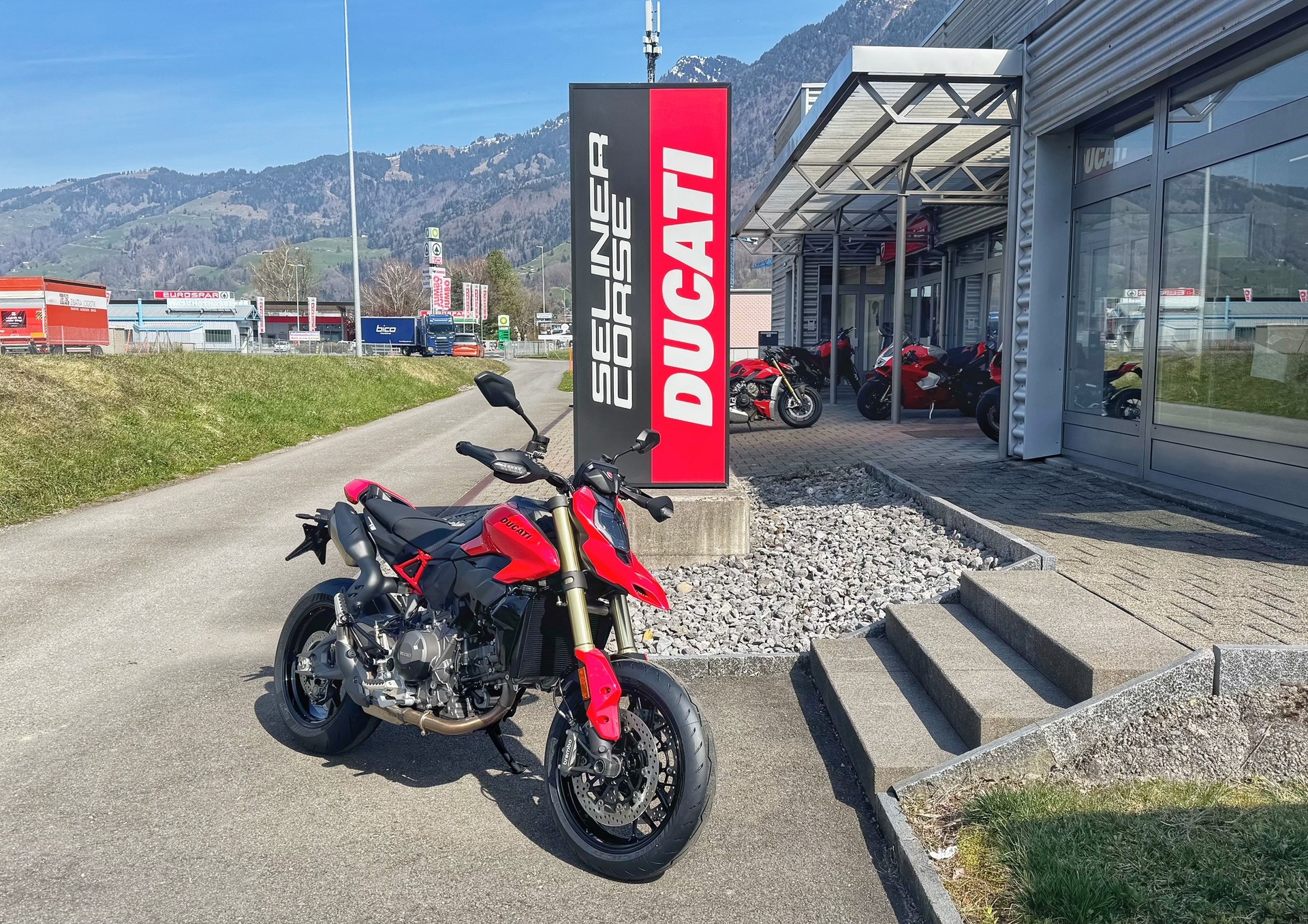 DUCATI Hypermotard V2 (35kW)