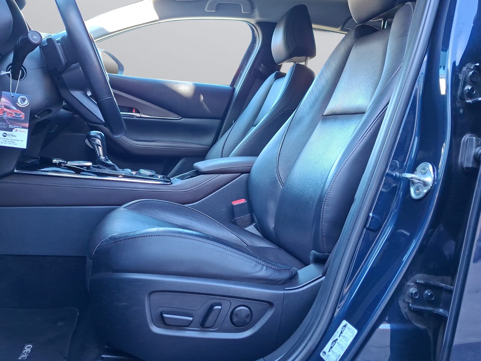 MAZDA CX-30 SKYACTIV-X M Hybrid 180 Revolution AWD Automat-image-8