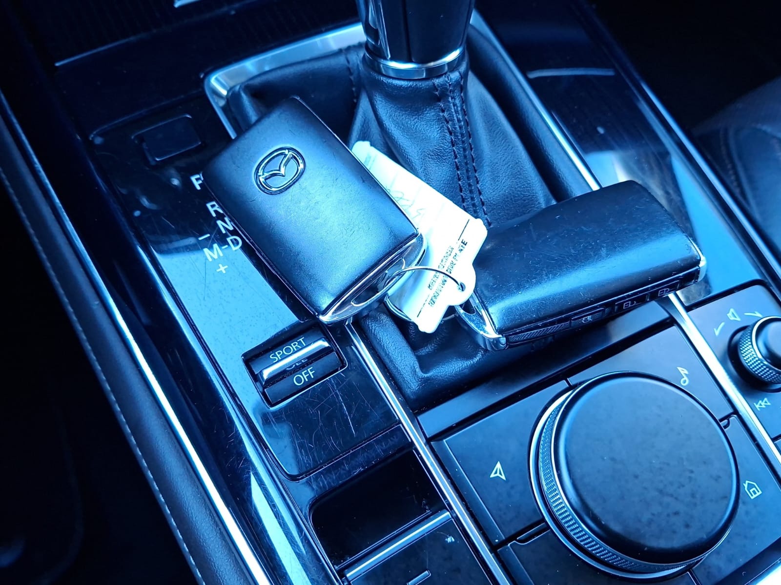 MAZDA CX-30 SKYACTIV-X M Hybrid 180 Revolution AWD Automat-image-16