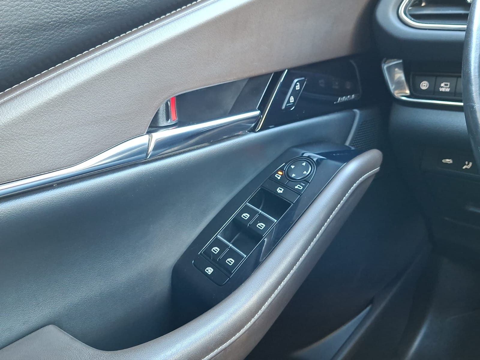 MAZDA CX-30 SKYACTIV-X M Hybrid 180 Revolution AWD Automat-image-10