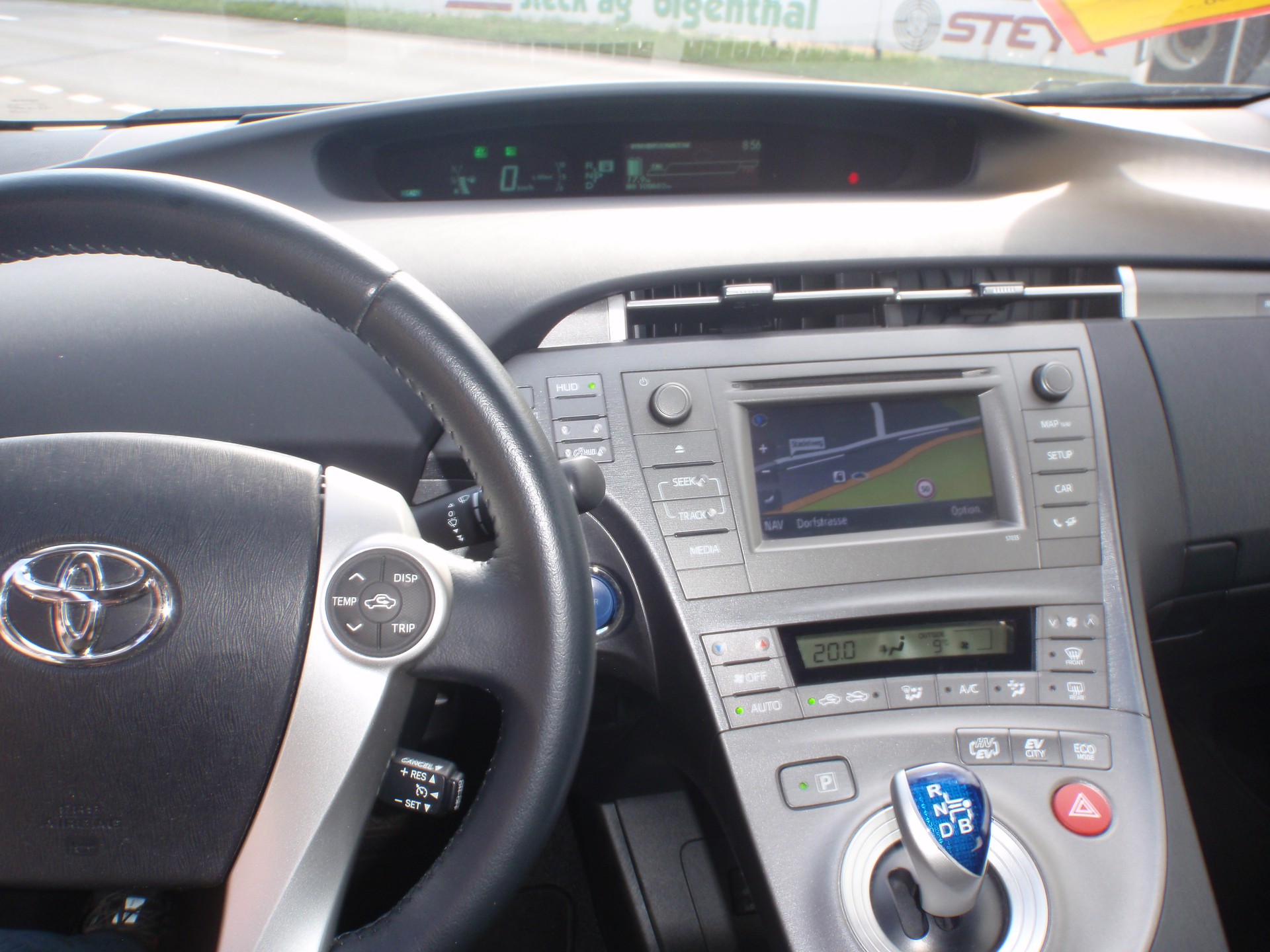 TOYOTA Prius 1.8 16V Plug-in Hybrid Sol Premium-image-7