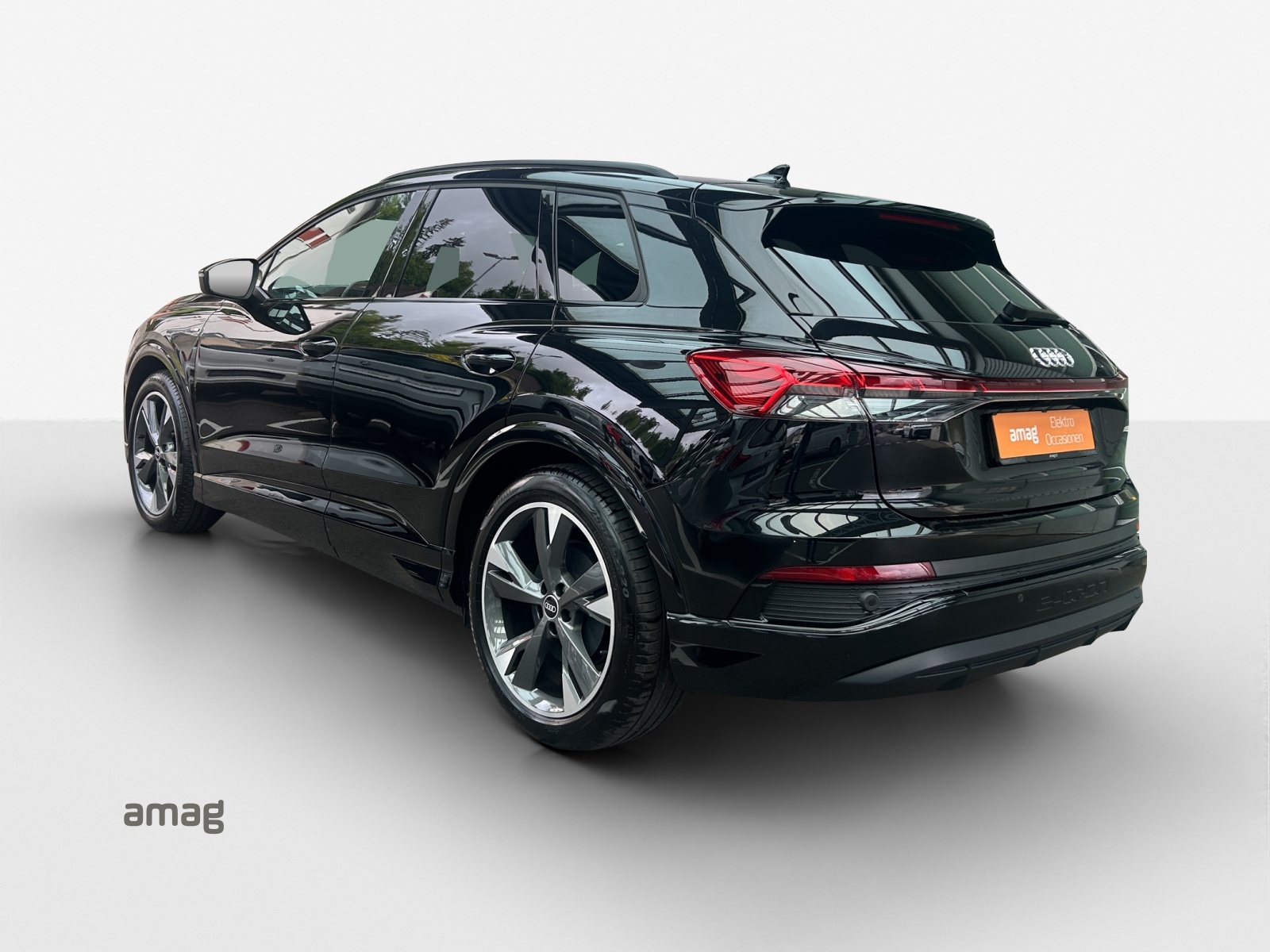 AUDI Q4 e-tron 35-image-3