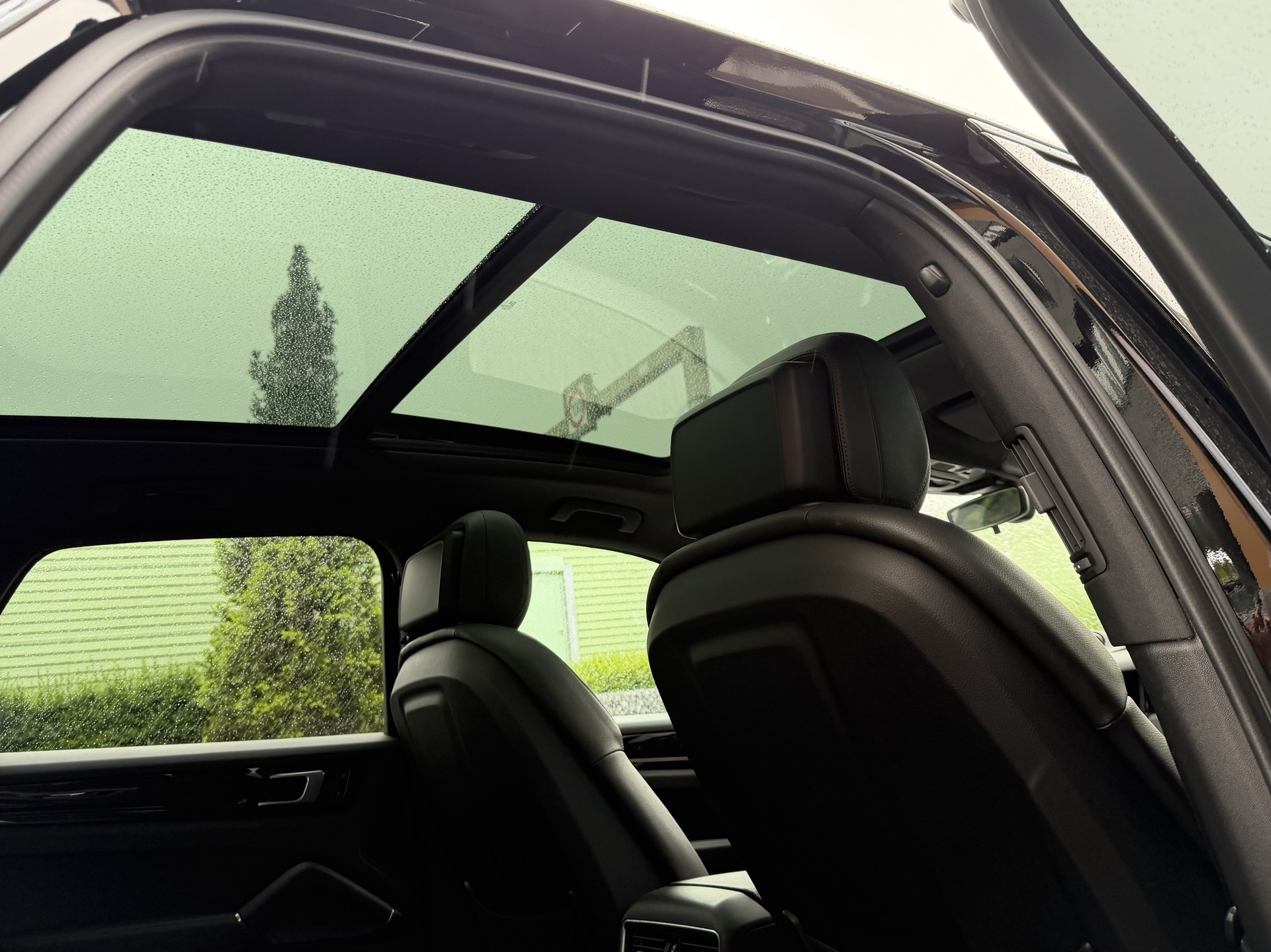 PORSCHE Cayenne 3.0 V6-showroom-element-2