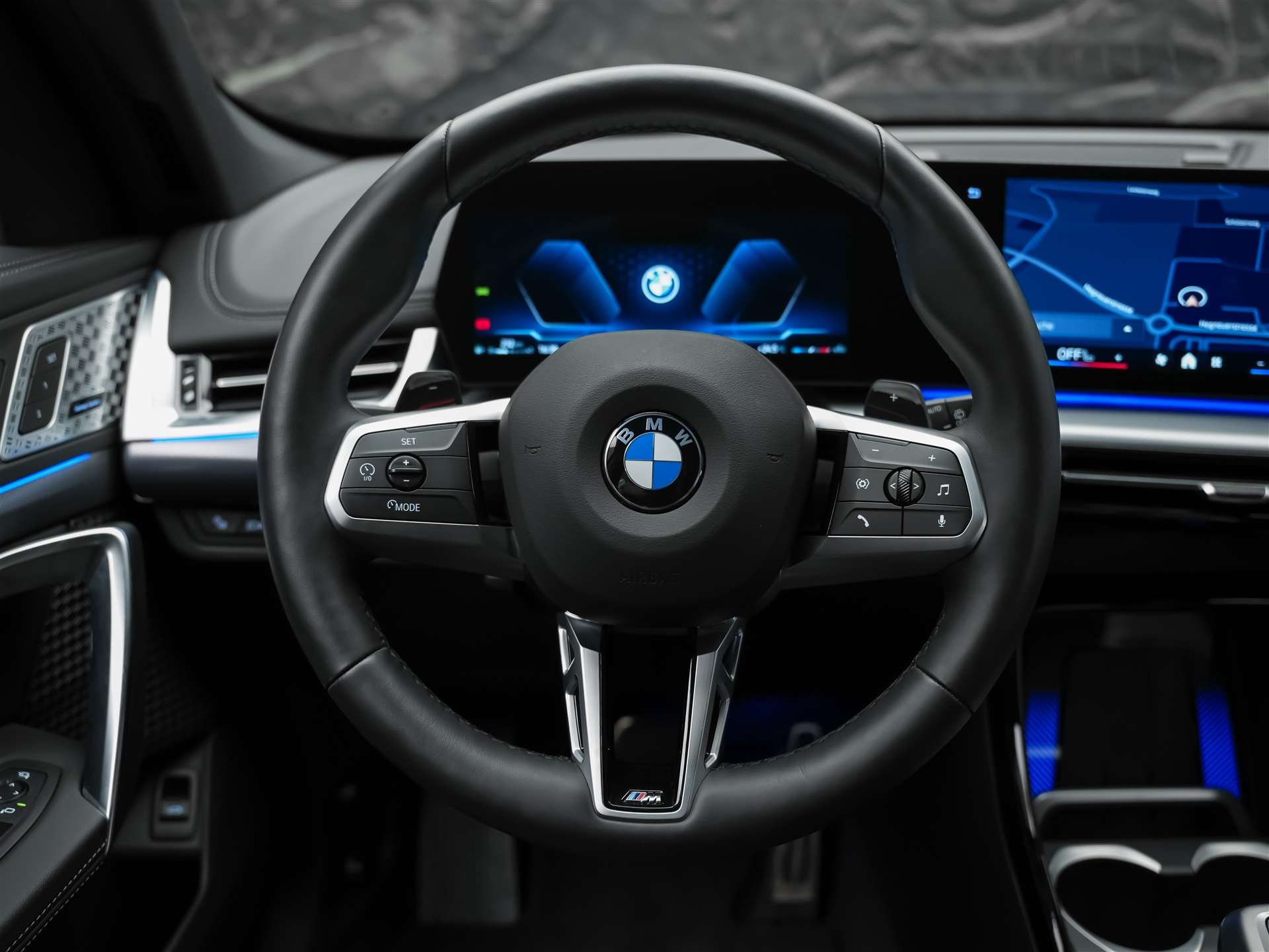 BMW X1 xDrive 23i 48V M Sport *20" Felgen*Harman/Kardon*El. Sitze mit Memory*-image-17
