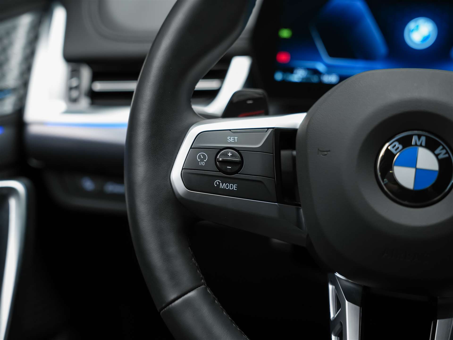 BMW X1 xDrive 23i 48V M Sport *20" Felgen*Harman/Kardon*El. Sitze mit Memory*-image-25