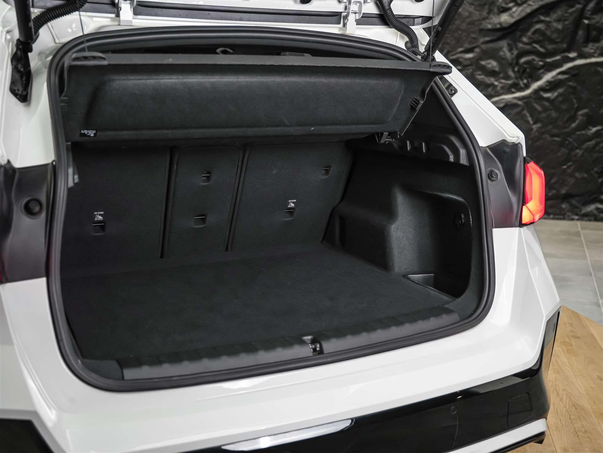 BMW X1 xDrive 23i 48V M Sport *20" Felgen*Harman/Kardon*El. Sitze mit Memory*-image-35