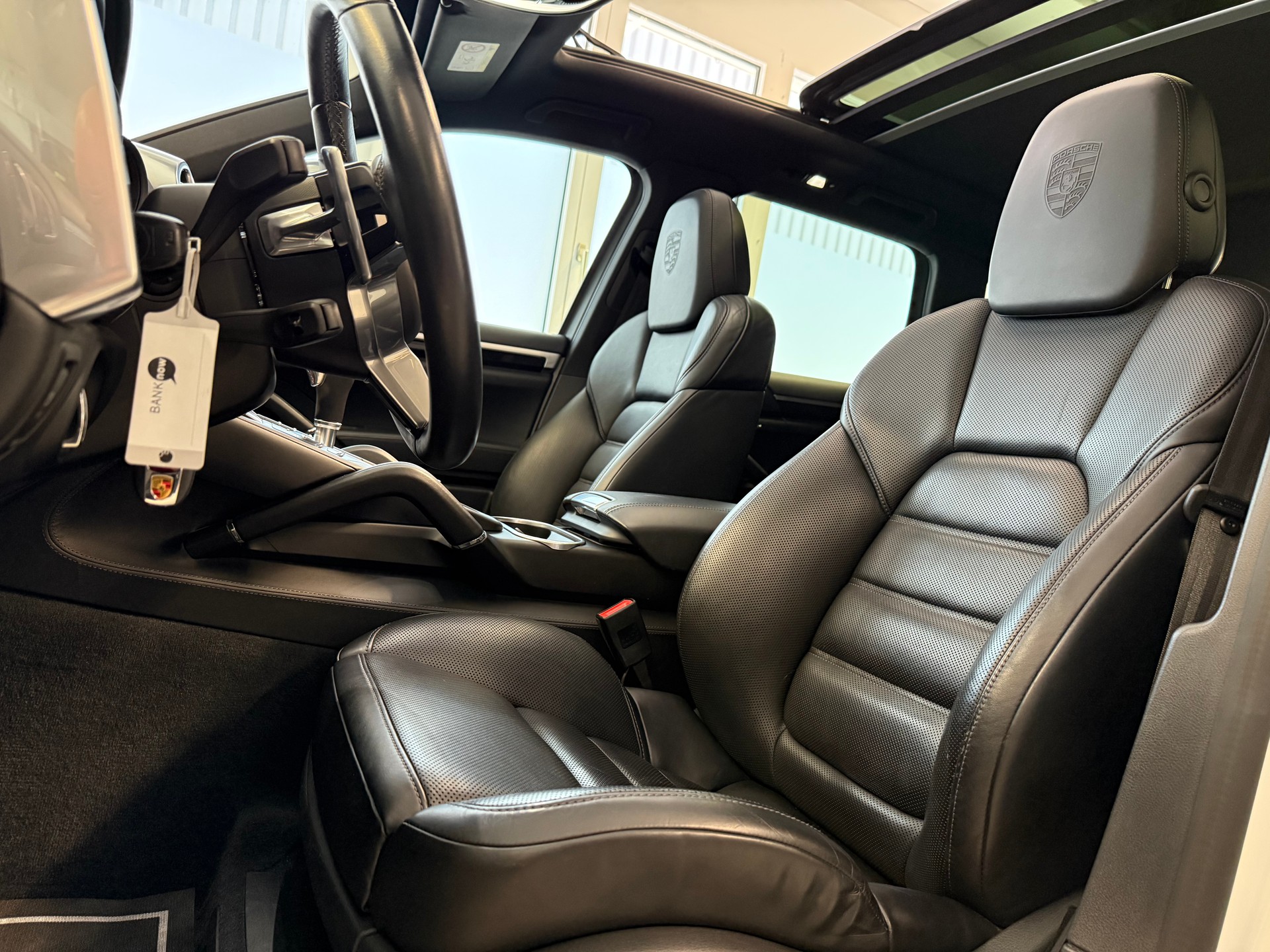 PORSCHE Cayenne Diesel-image-15