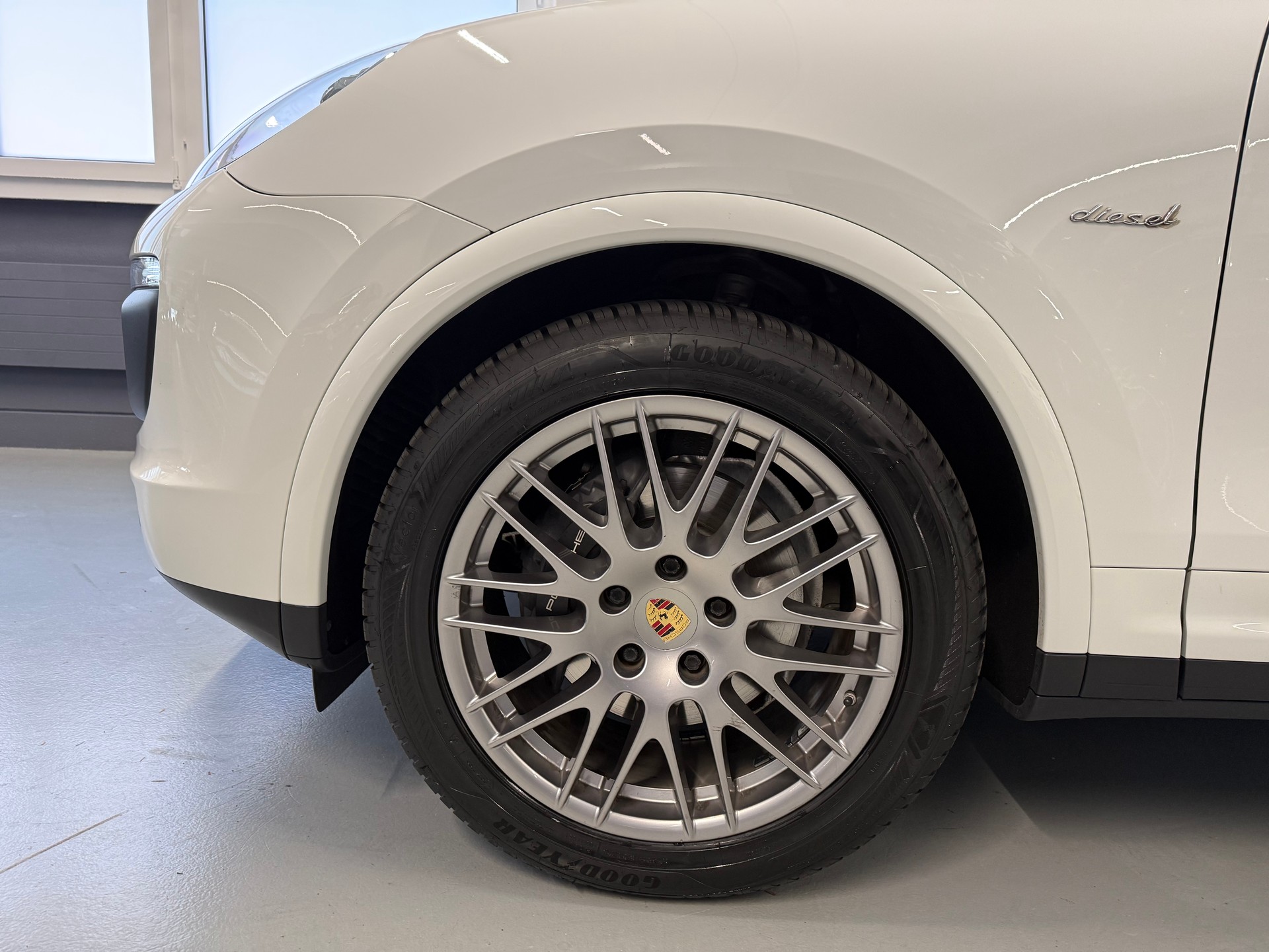 PORSCHE Cayenne Diesel-image-22