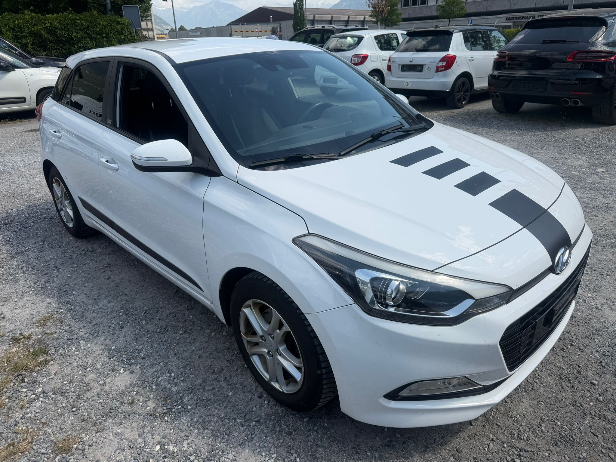 Car photo