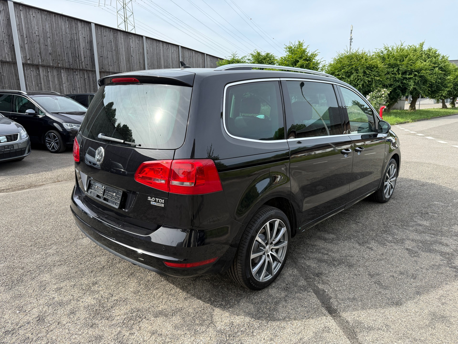 VW Sharan 2.0 TDI BlueMotion Technology Highline DSG-image-4