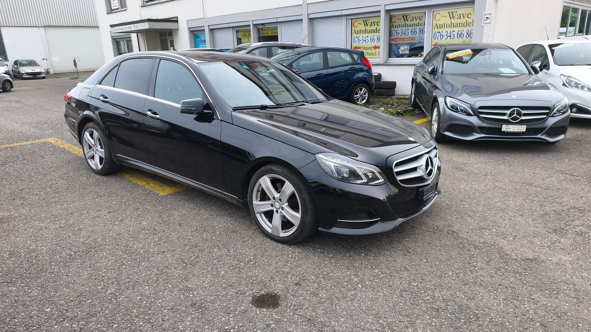 MERCEDES-BENZ E 250 BlueTEC 4Matic 7G-Tronic-image-14