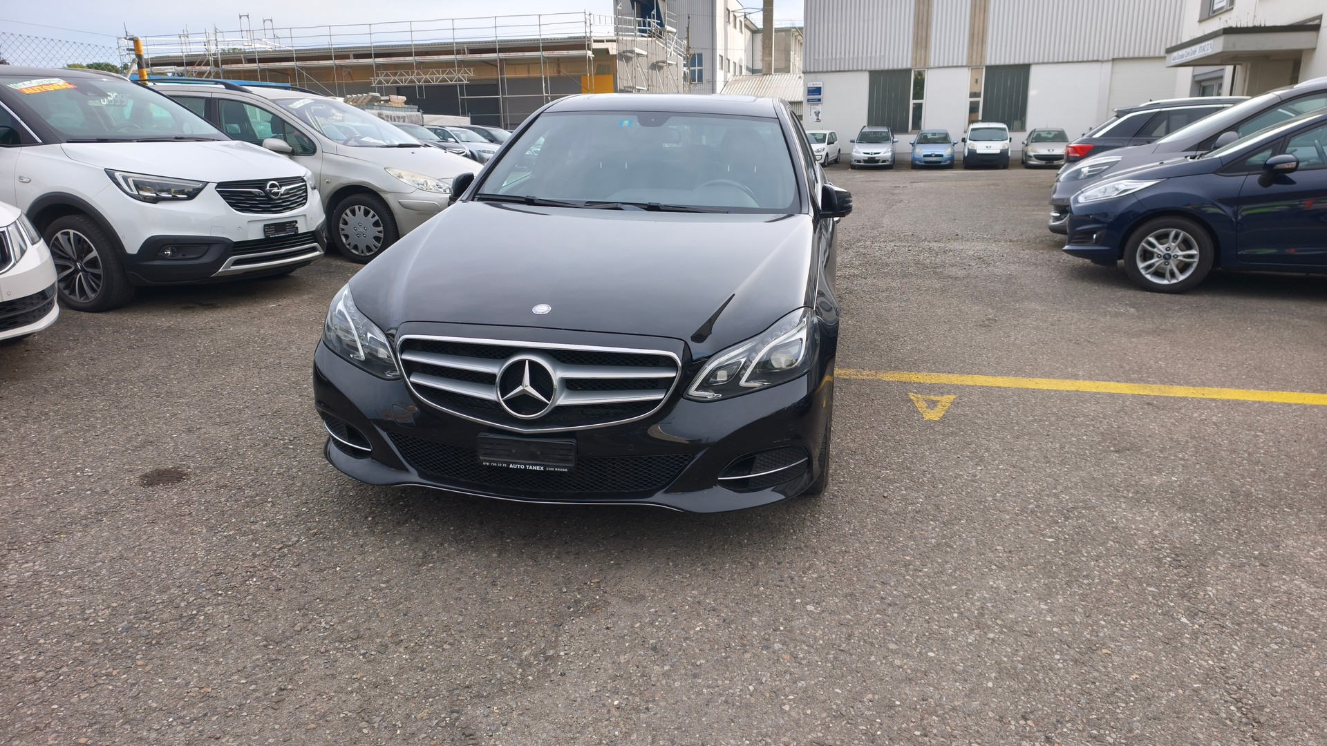 MERCEDES-BENZ E 250 BlueTEC 4Matic 7G-Tronic-image-13