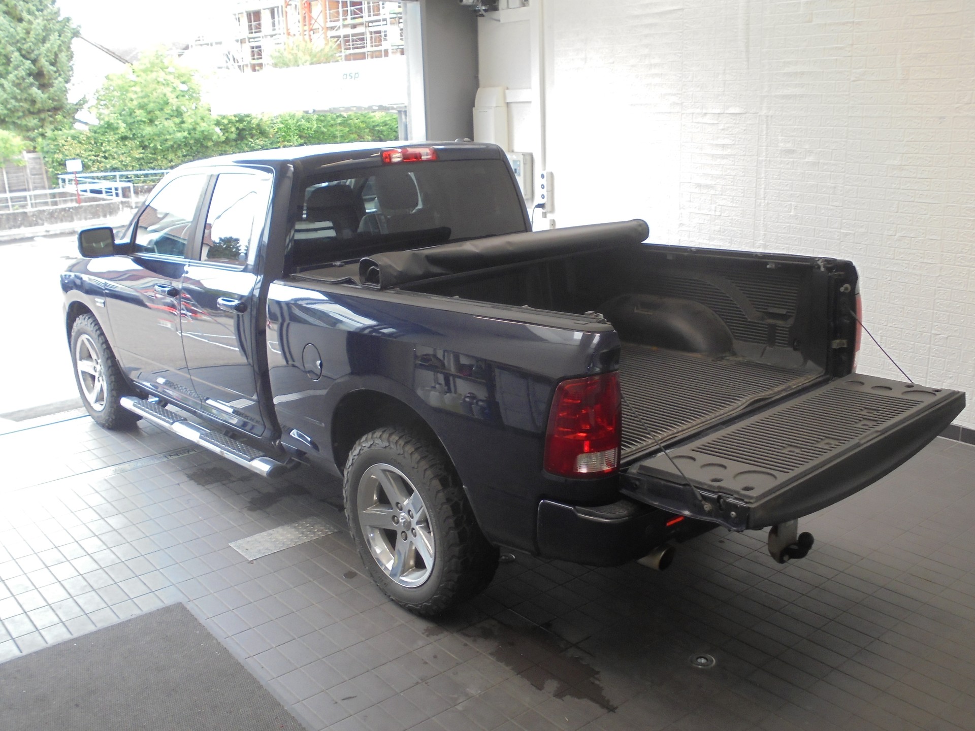 DODGE HEMI V8 5.7 4x4-image-11