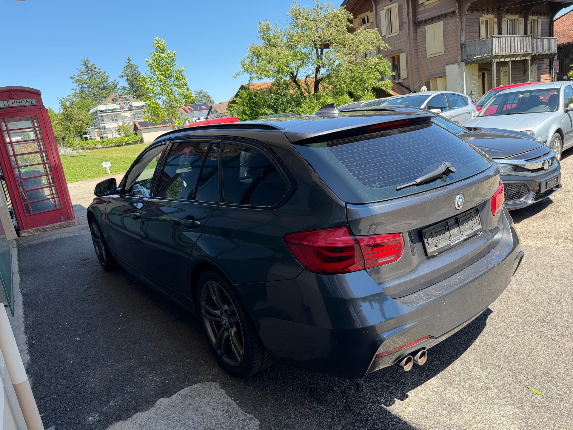 BMW 320d xDrive Touring Sport Line Steptronic-image-1