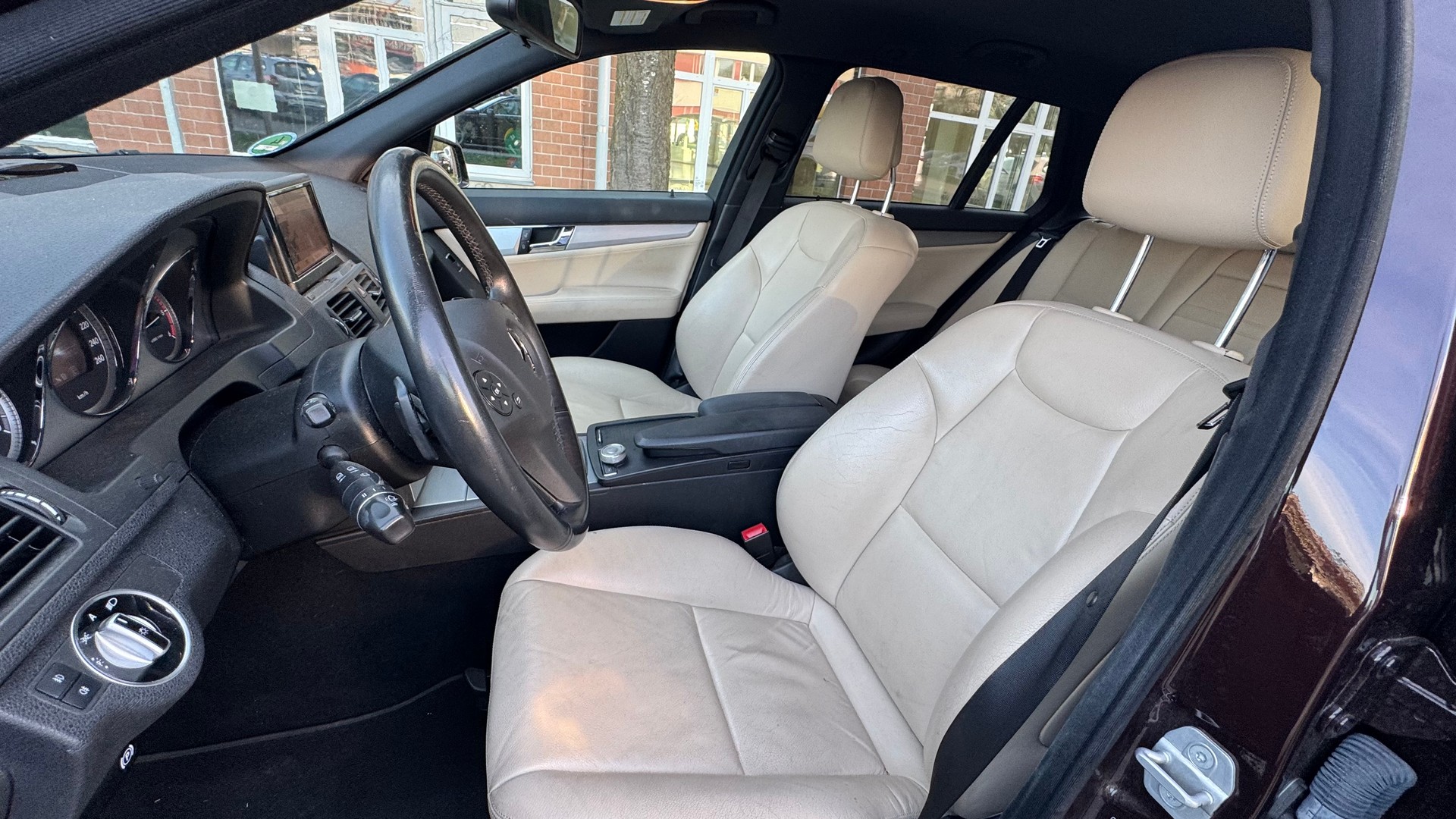 MERCEDES-BENZ C 200 CDI Avantgarde Automatic-image-5