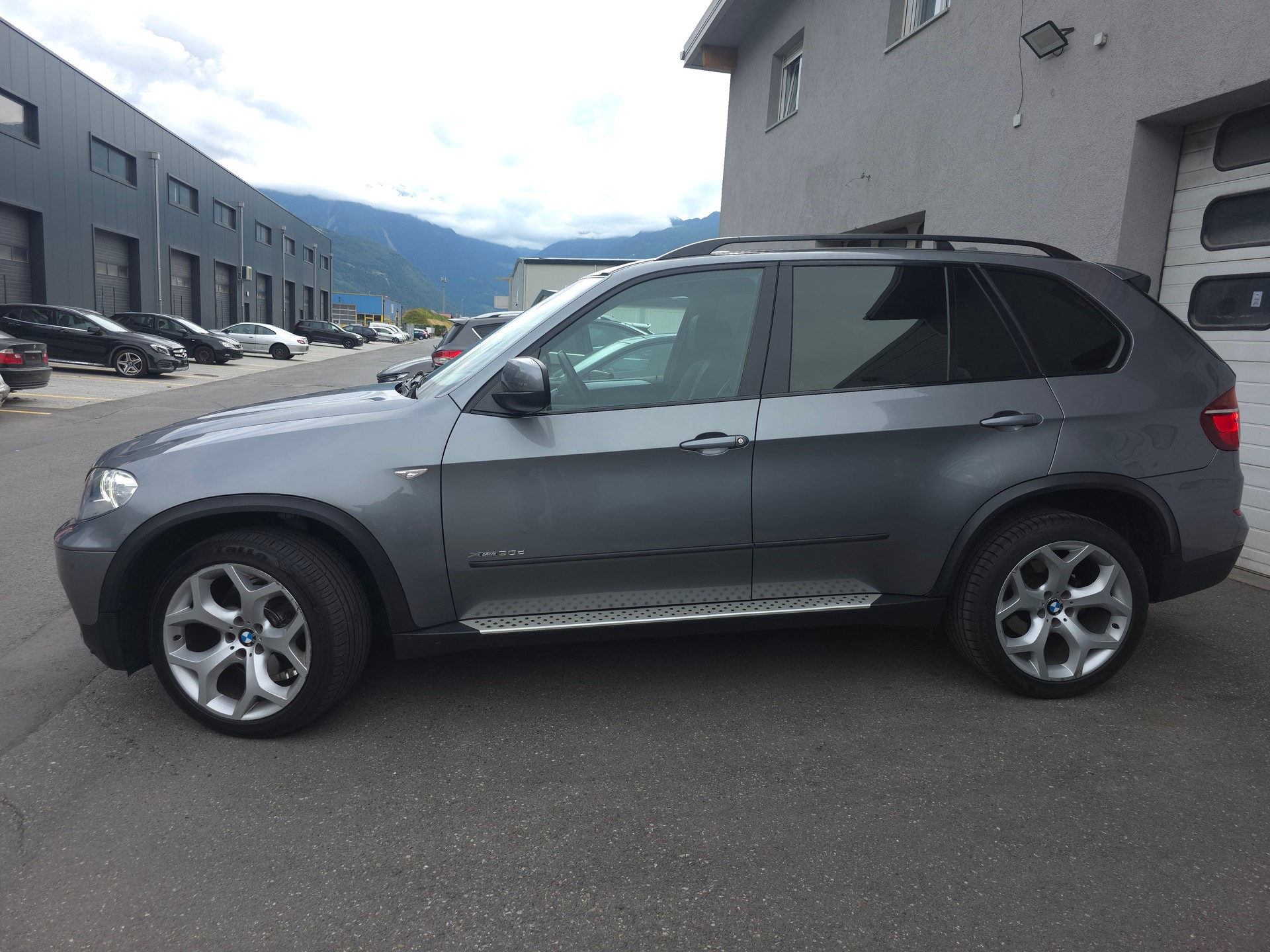 BMW X5 xDrive 30d Steptronic-image-2