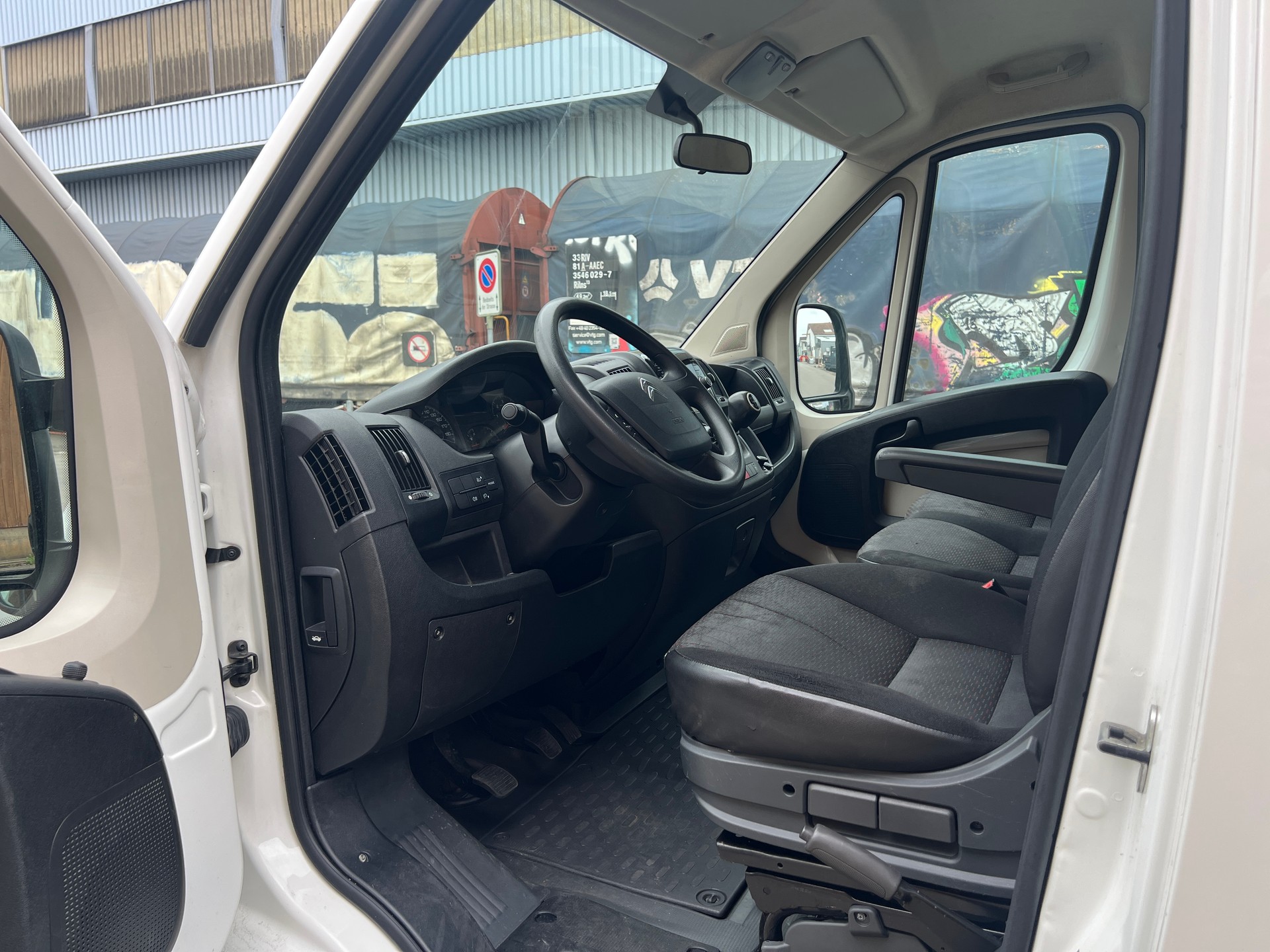CITROEN Jumper 35 2.0 HDi 130 Attraction L3-image-5