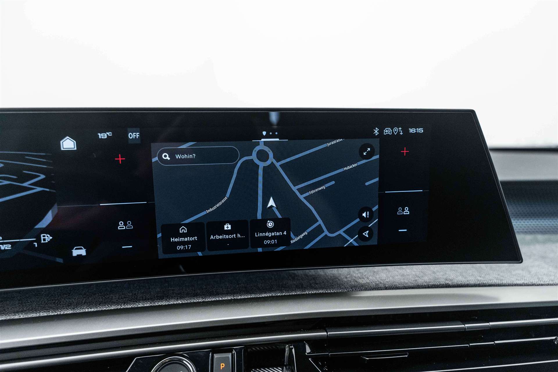 PEUGEOT 5008 145 Hybrid GT 7-Plätzer e-DCS-Automat-image-17
