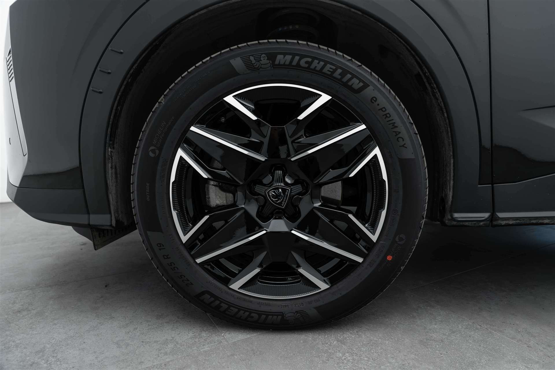 PEUGEOT 5008 145 Hybrid GT 7-Plätzer e-DCS-Automat-image-4