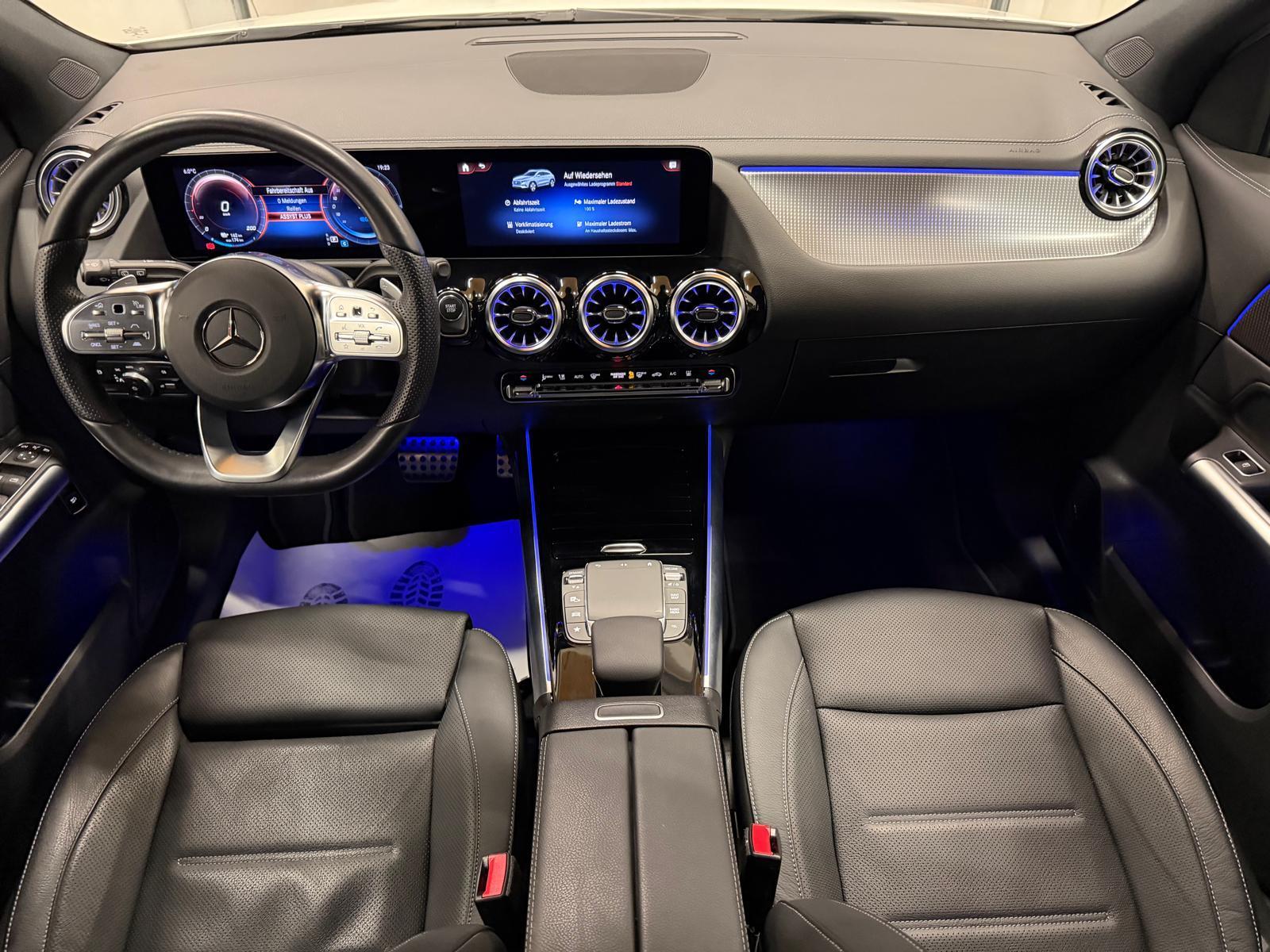 MERCEDES-BENZ EQA 350 Swiss Star AMG Line 4matic-image-12