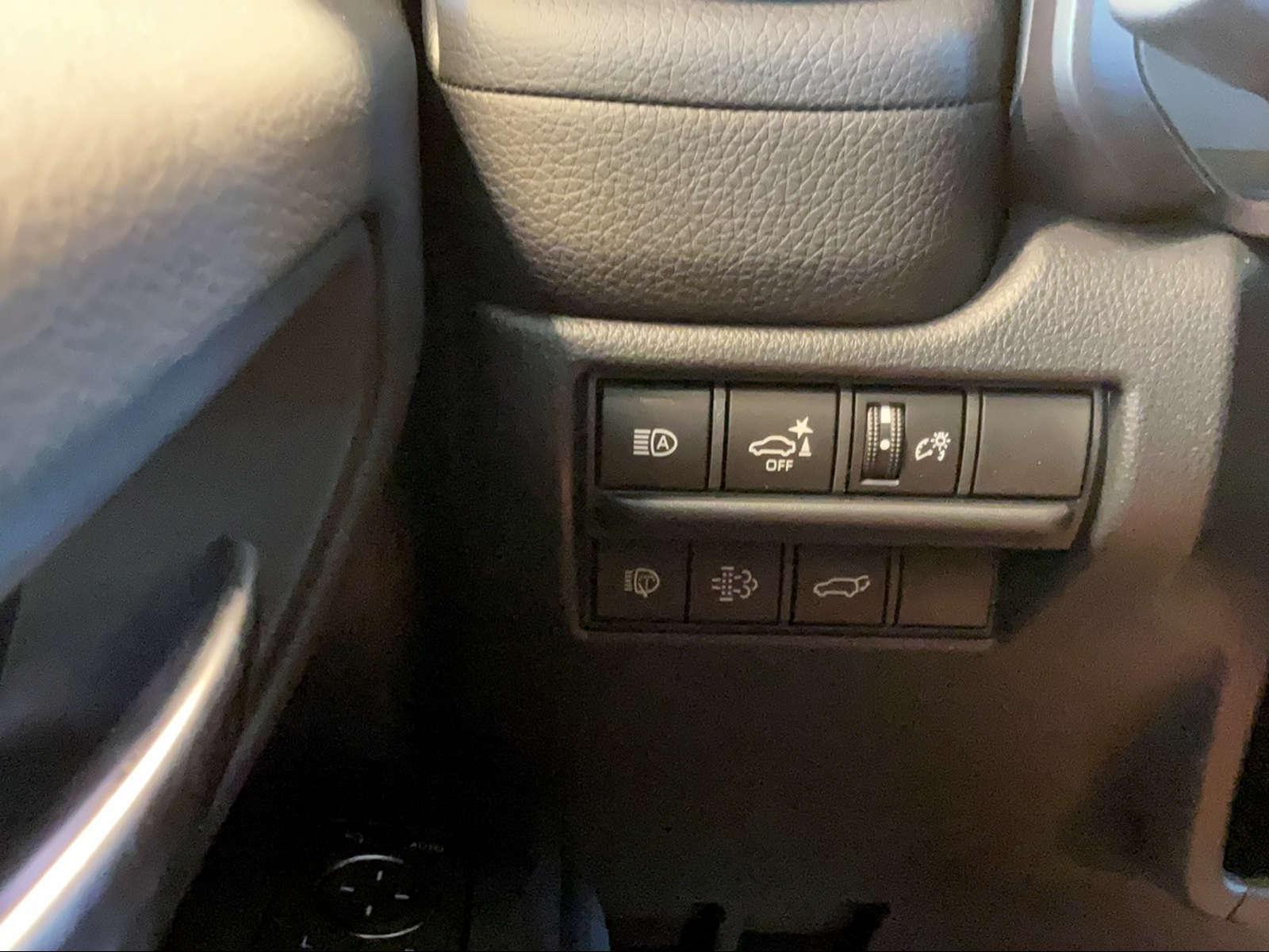 TOYOTA Land Cruiser 2.8 D 48V Invincible-image-13
