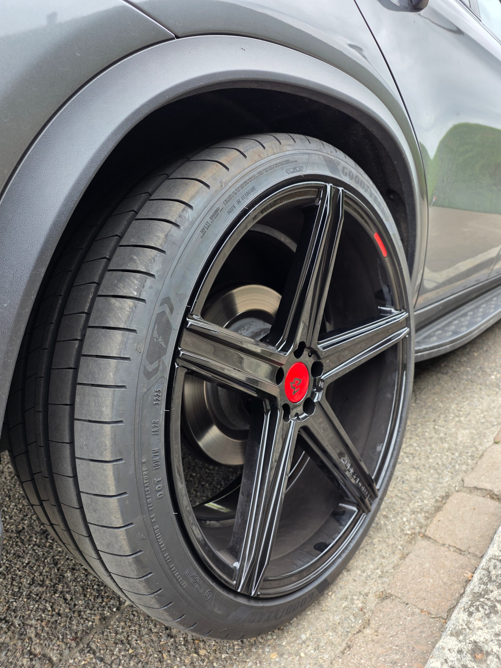 MERCEDES-BENZ Coupé AMG Line 4Matic 9G-Tronic Air Matic-image-3