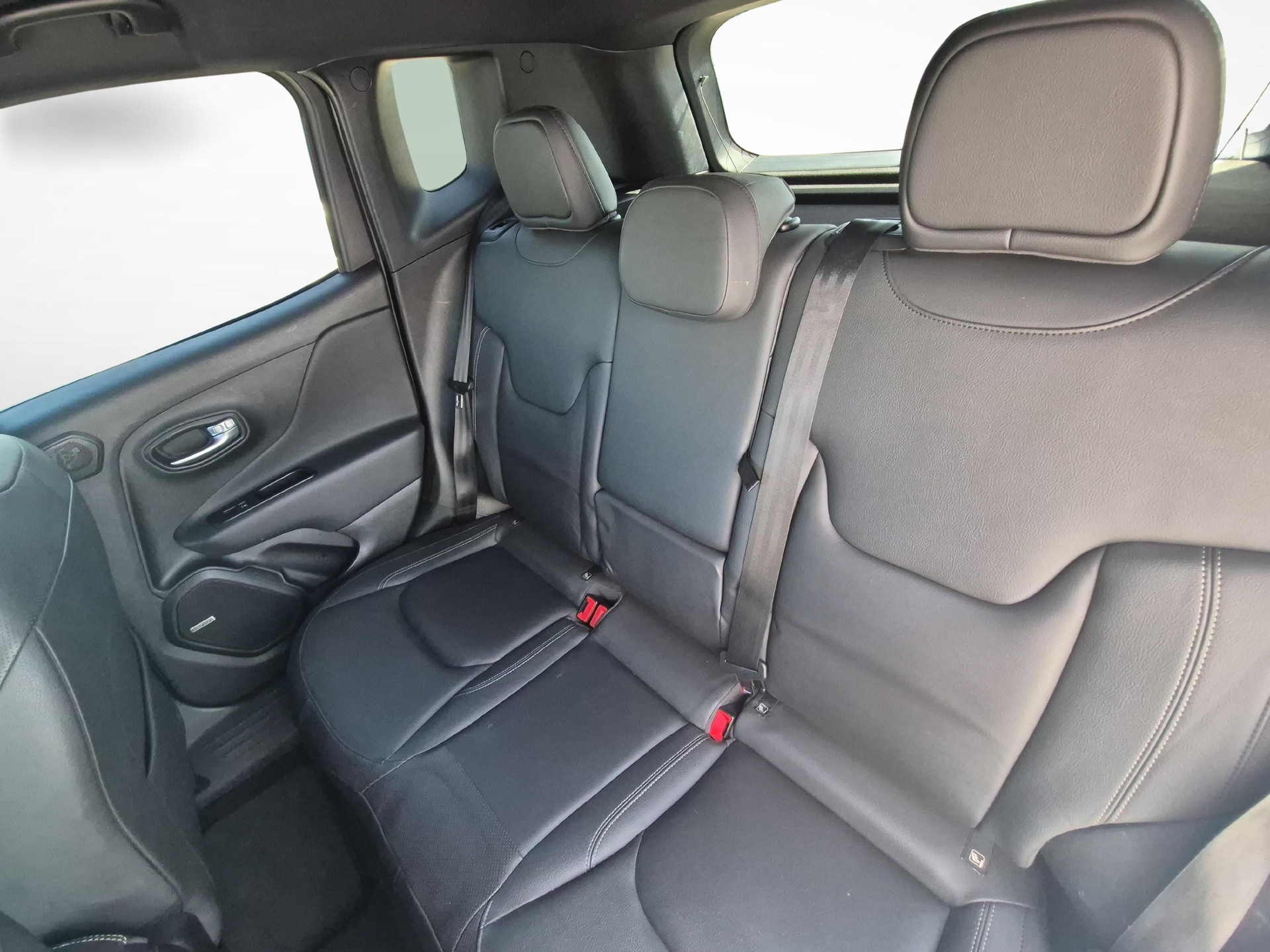 JEEP Renegade 1.3 S 4xe-image-11
