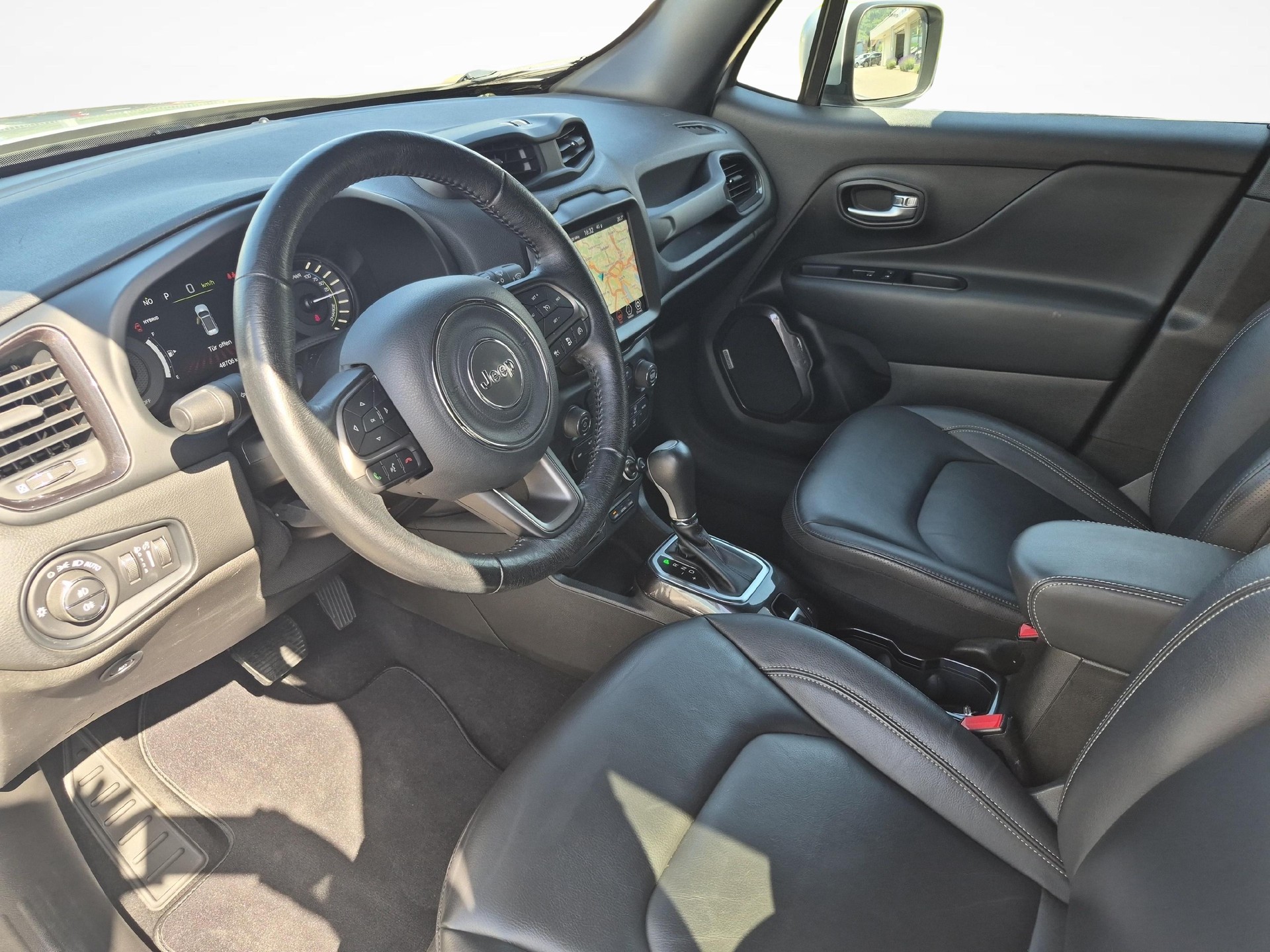 JEEP Renegade 1.3 S 4xe-image-13
