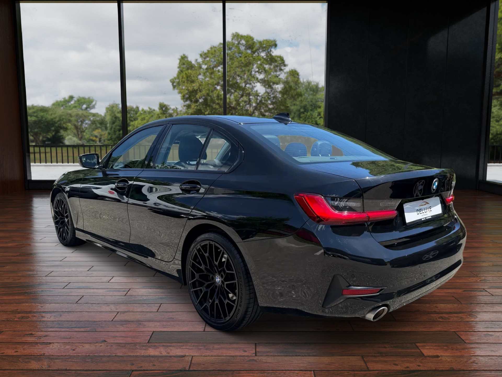 BMW 320i-image-3