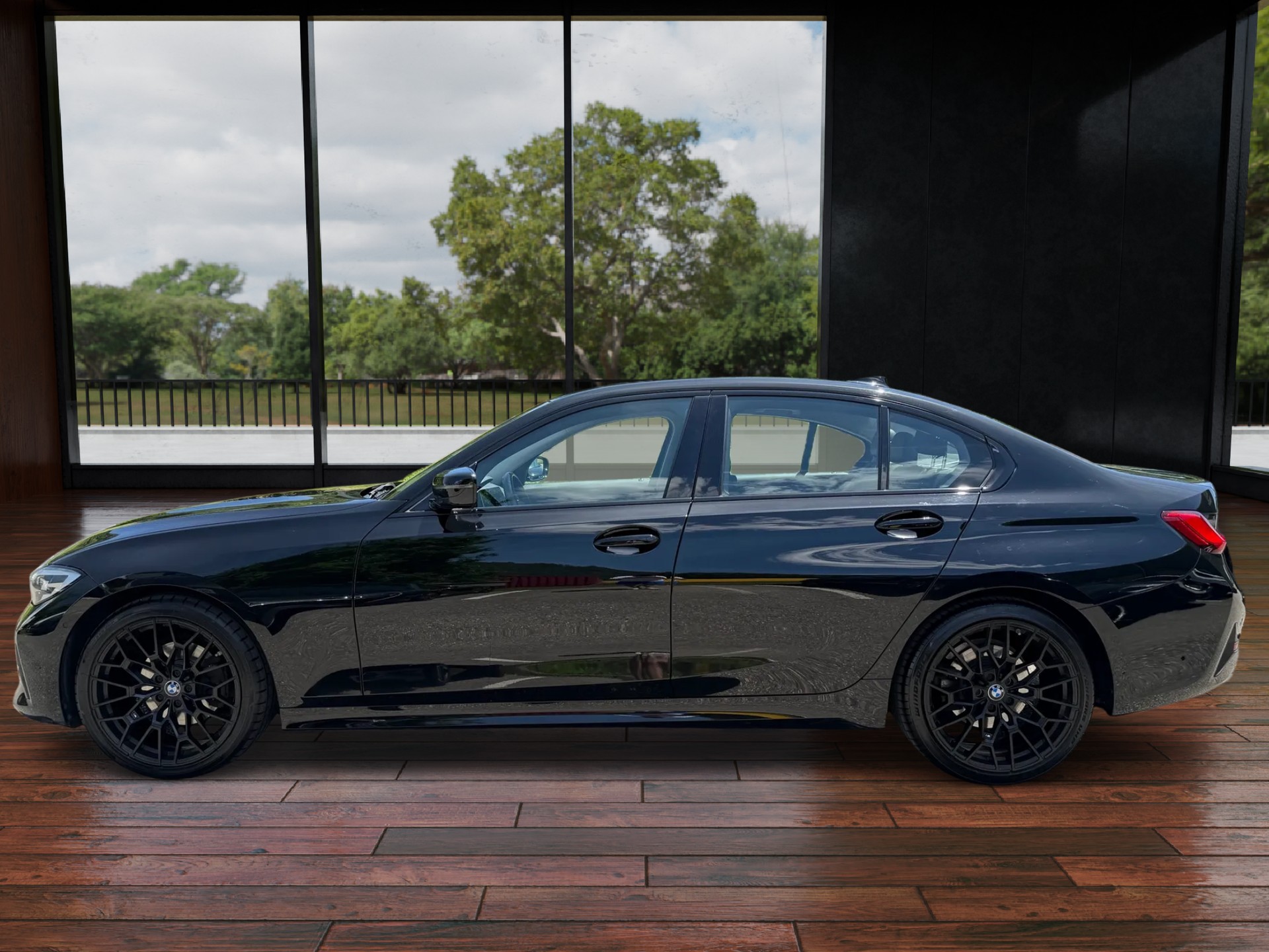 BMW 320i-image-2
