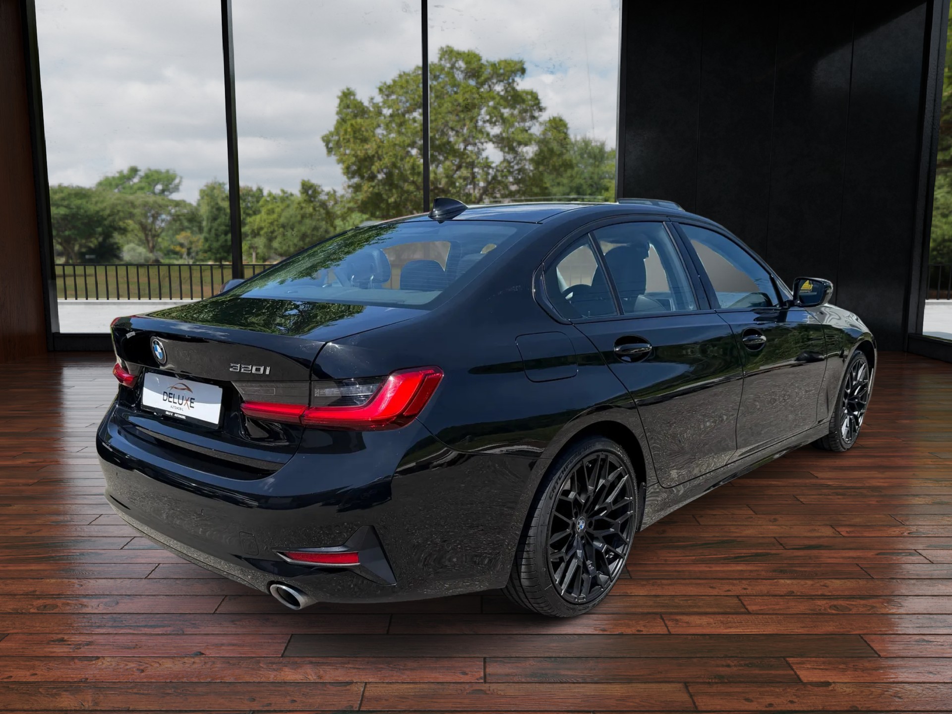 BMW 320i-image-5