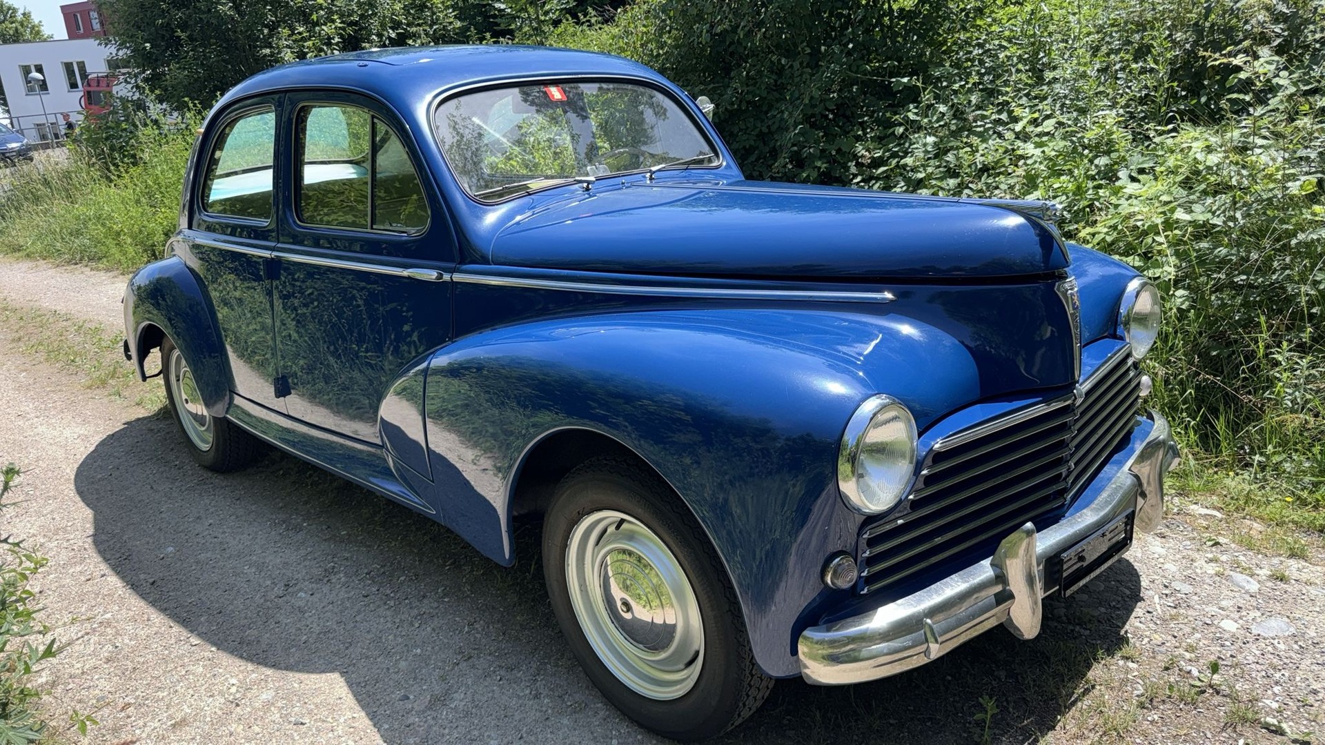 PEUGEOT 203-image-0