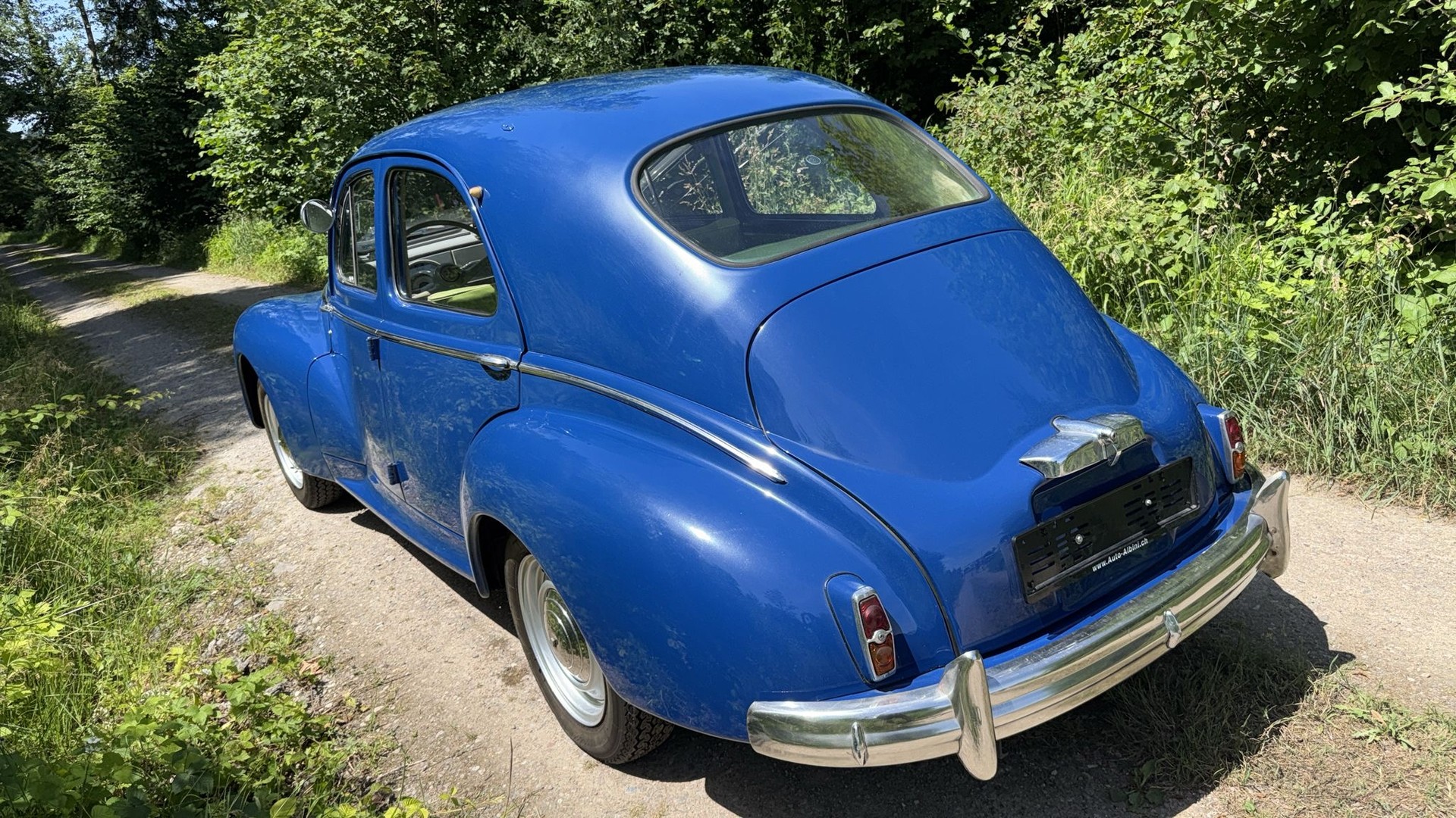 PEUGEOT 203-image-2