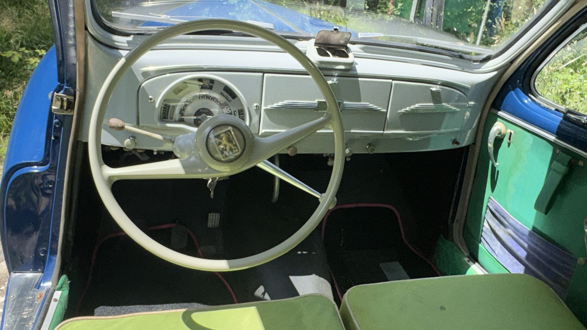 PEUGEOT 203-image-9