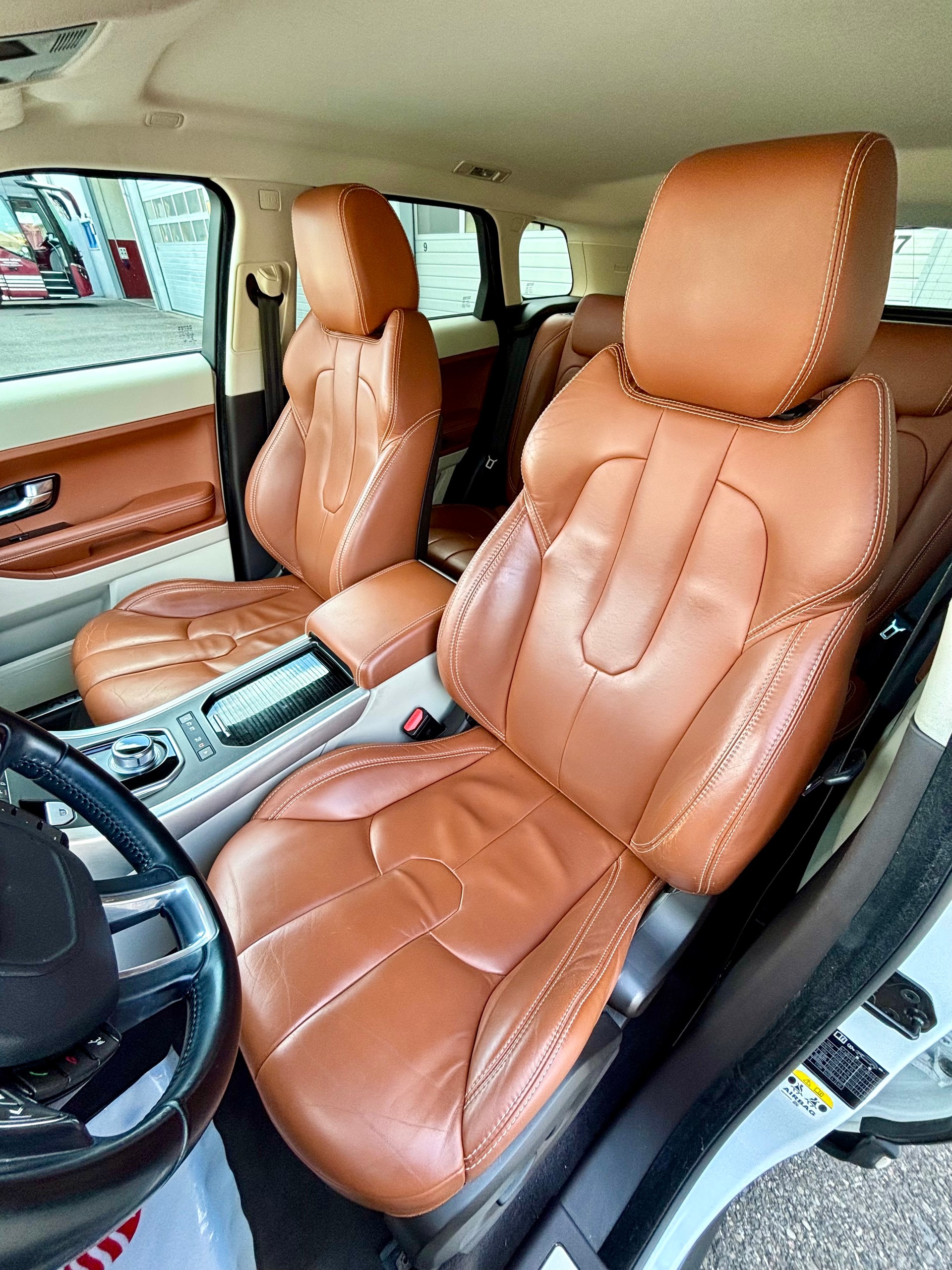 LAND ROVER Range Rover Evoque 2.0 Si4 Prestige AT6-image-13