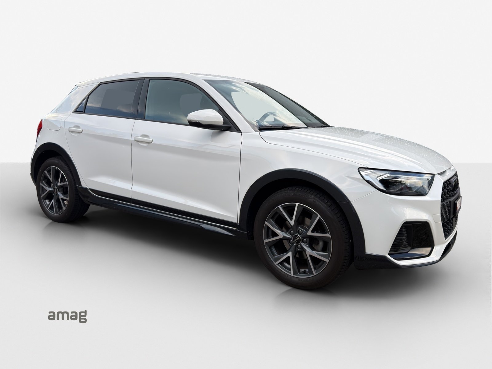 AUDI A1 City Carver 30 TFSI Attraction S-tronic-image-5