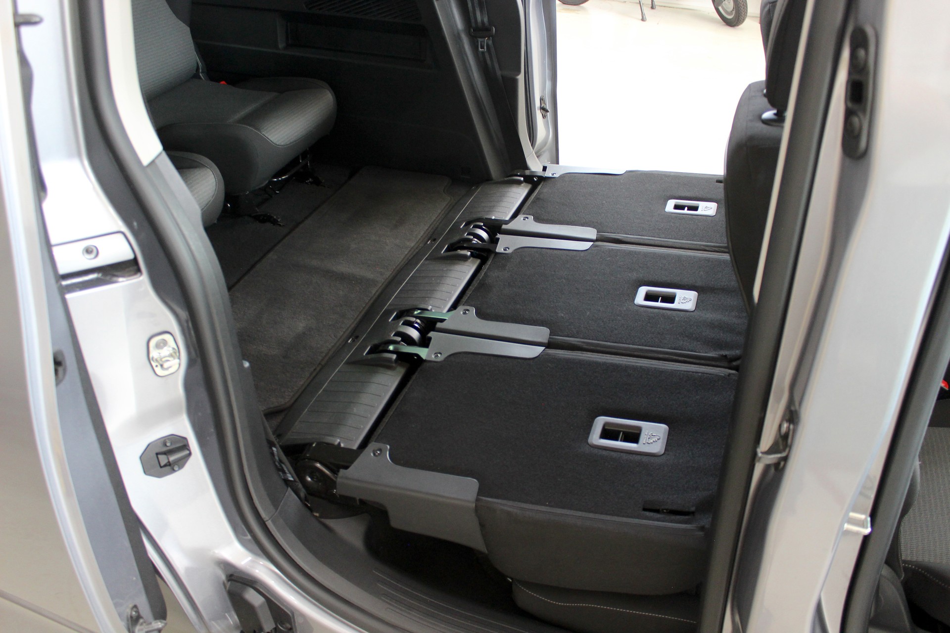 TOYOTA Proace City Verso EV 52 kWh Trend Swiss Long 💥 TOP Ausstattung 💥 7 Sitze 💥 Garantie 💥 Lieferung möglich-image-18
