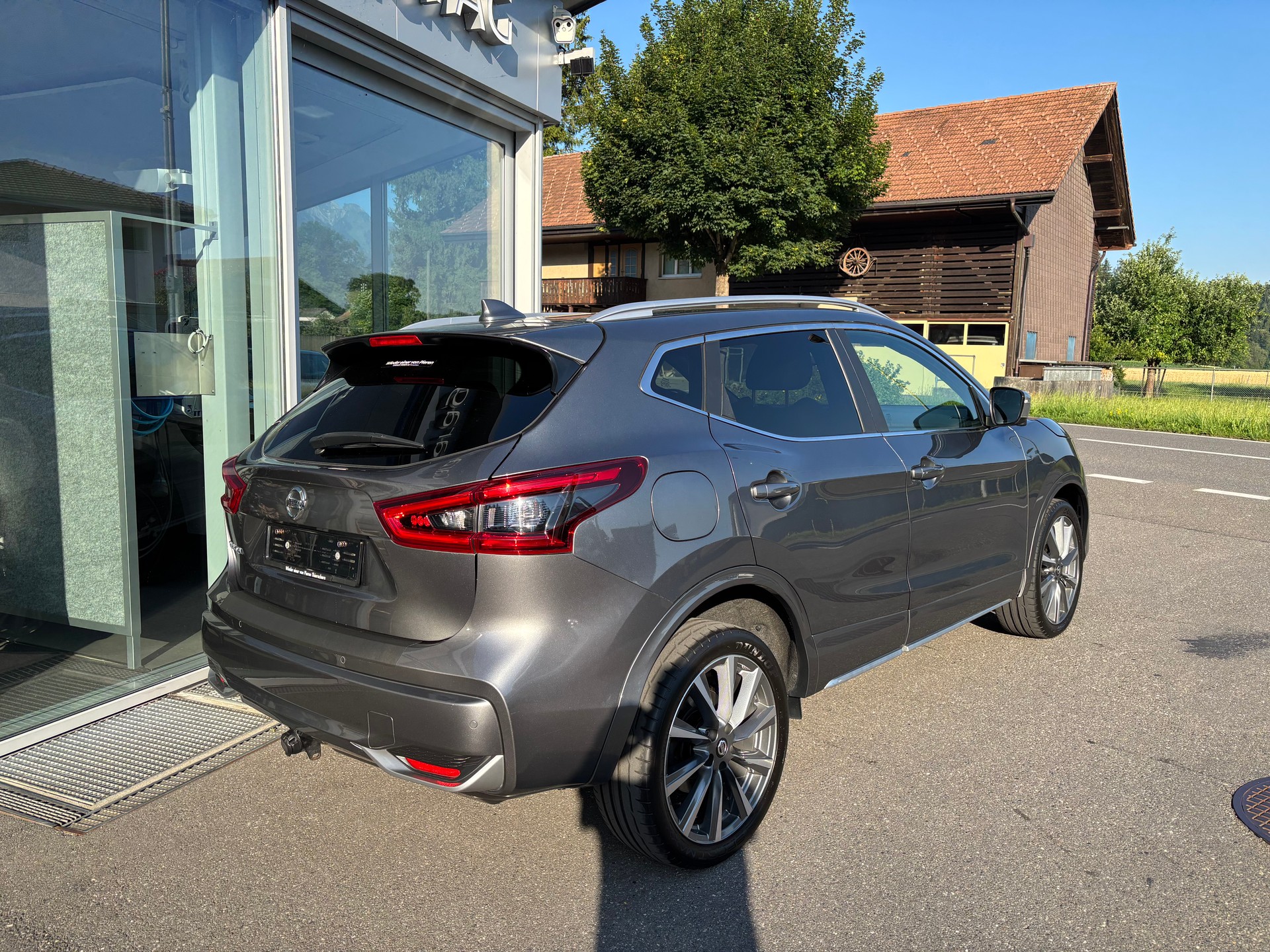 NISSAN Qashqai 1.7 dCi tekna Dynamic 4x4-image-3